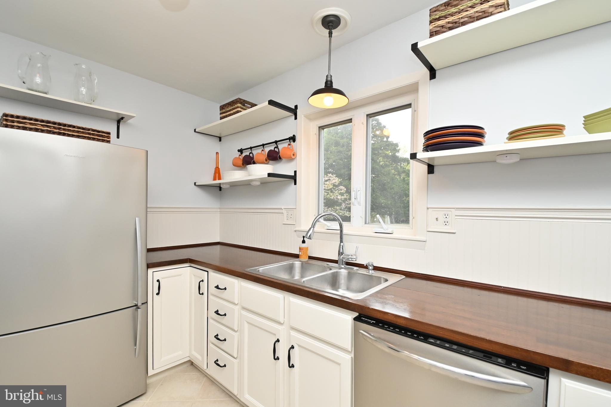 LEE CREST - Residential