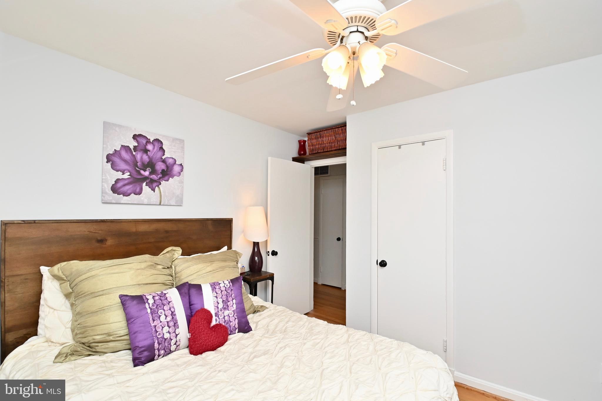 LEE CREST - Residential