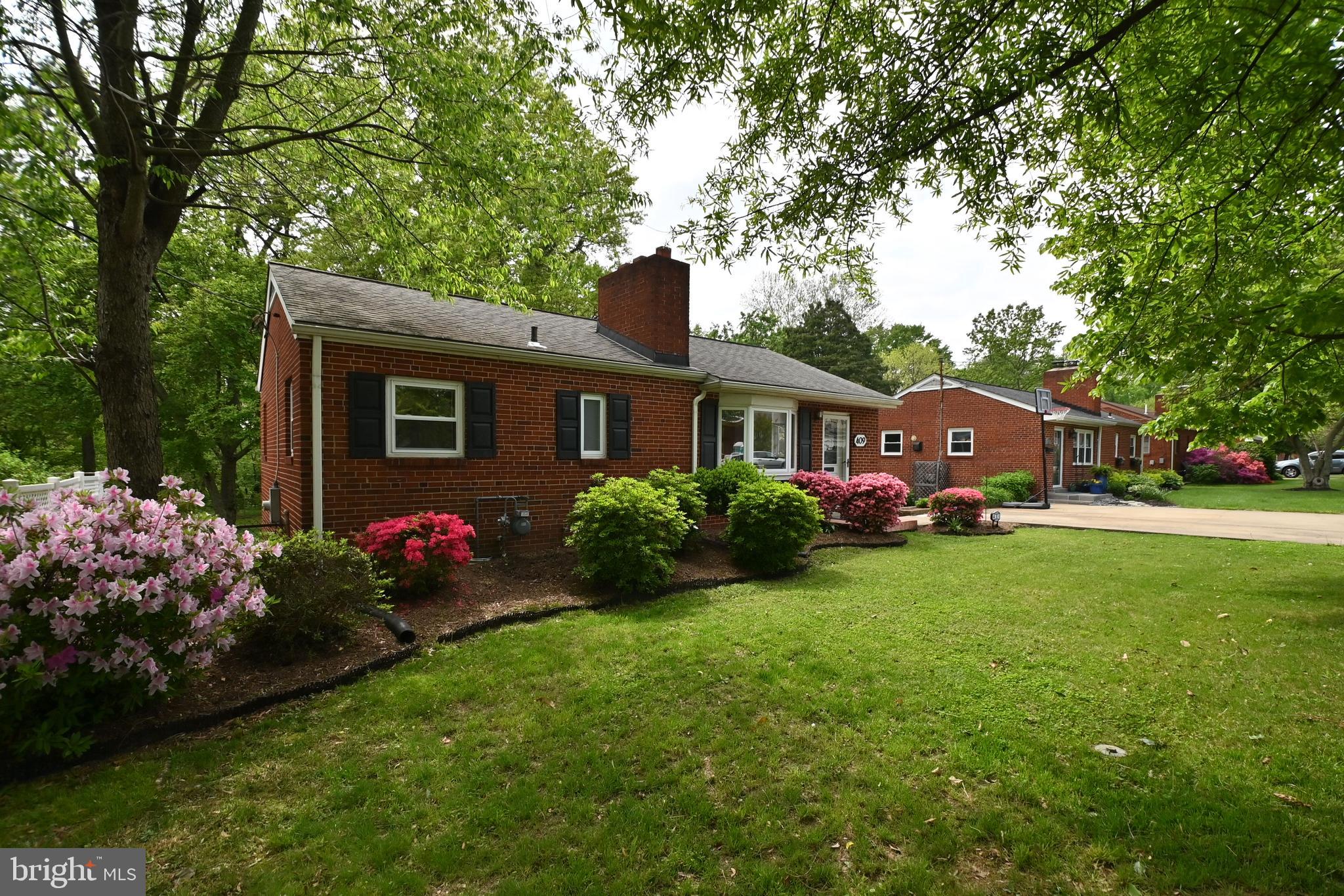 LEE CREST - Residential