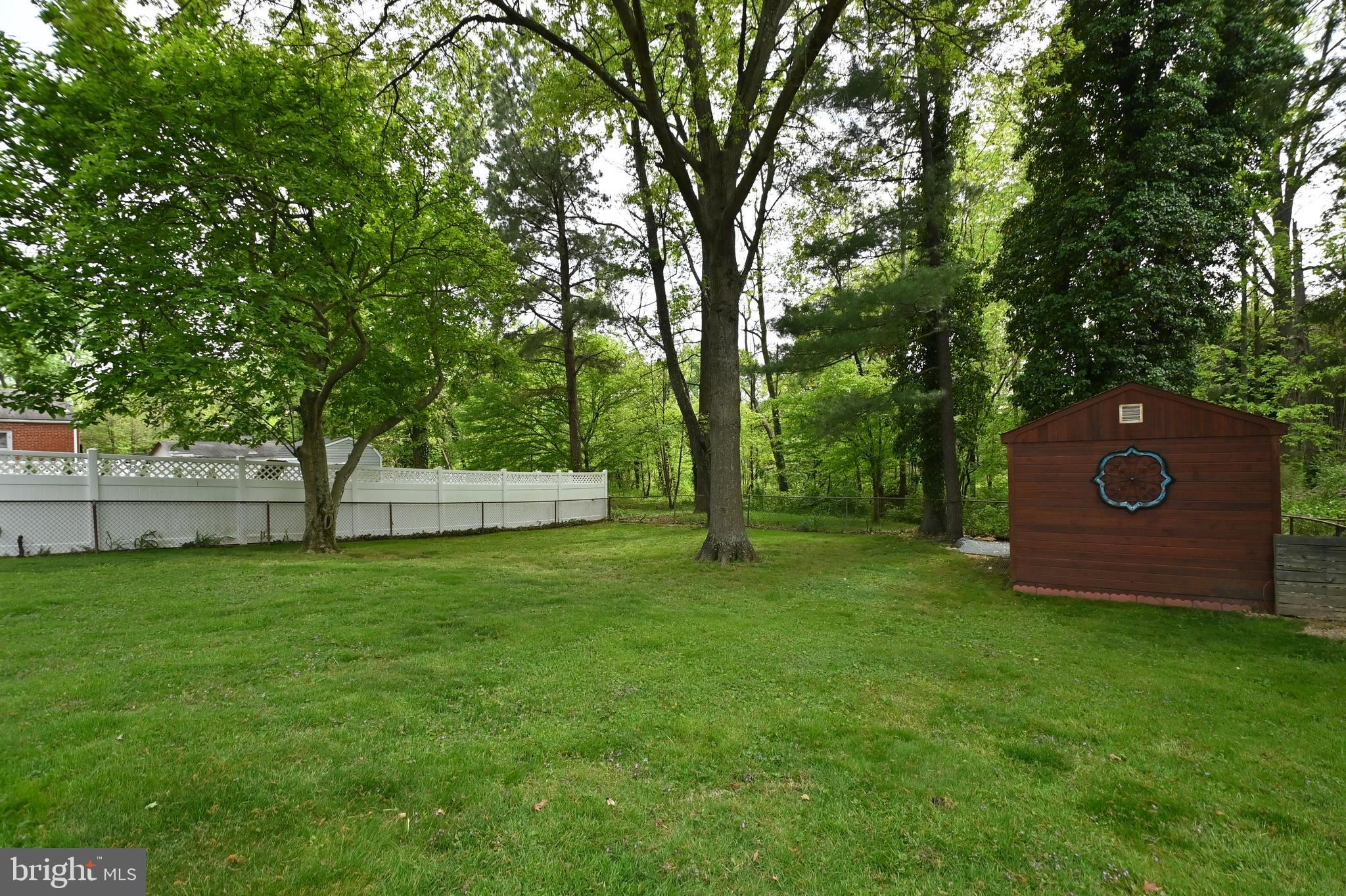 LEE CREST - Residential