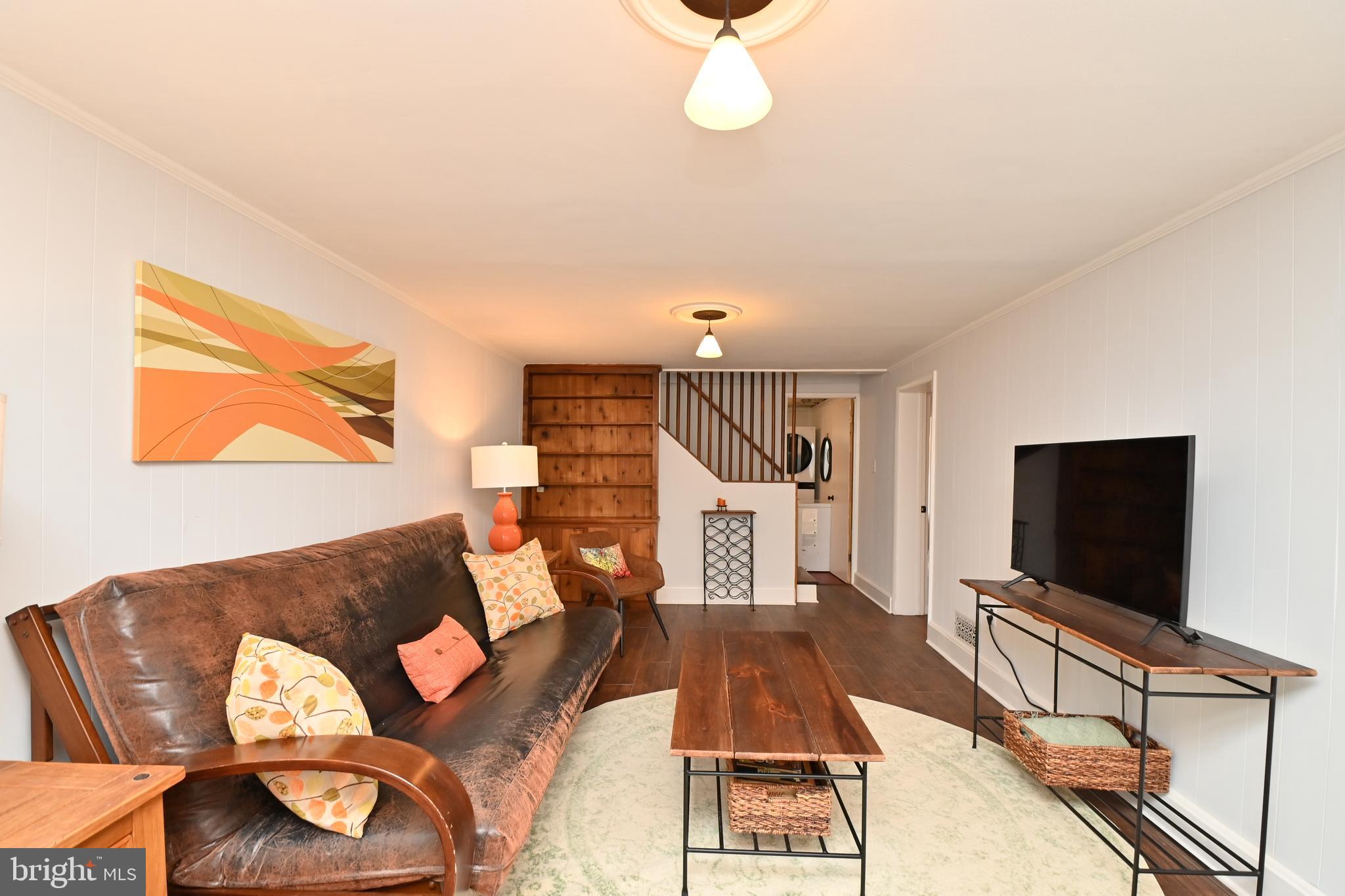 LEE CREST - Residential