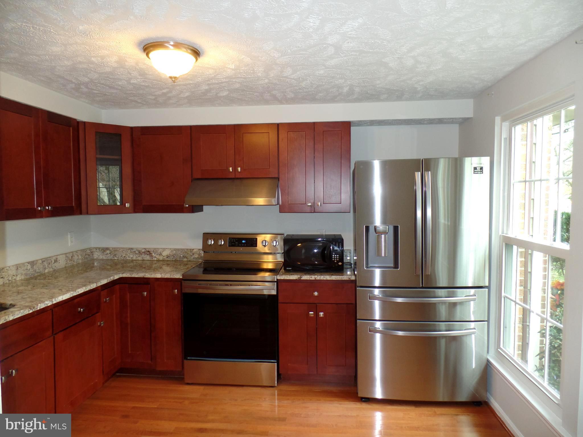 RESTON - Residential