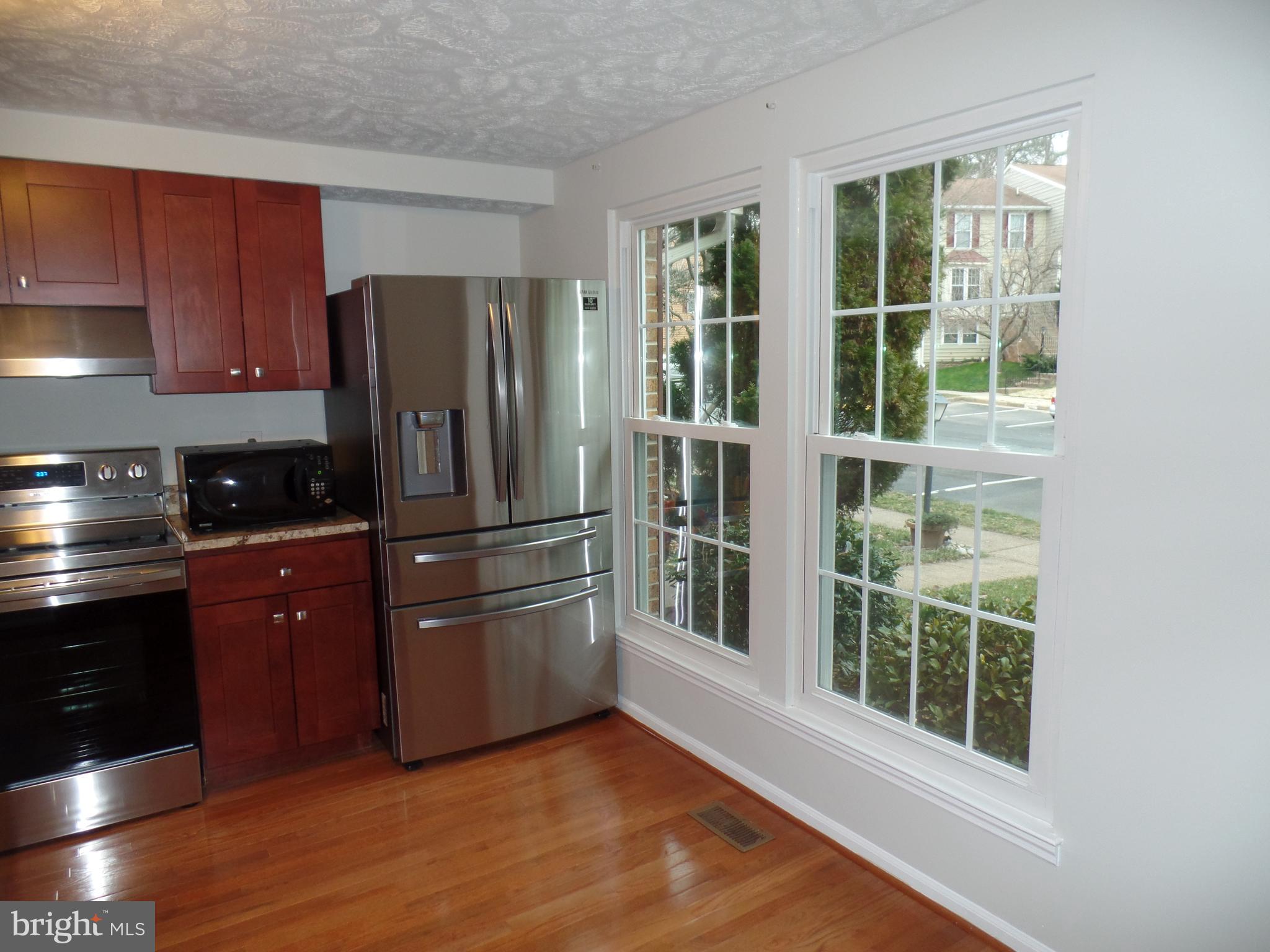 RESTON - Residential