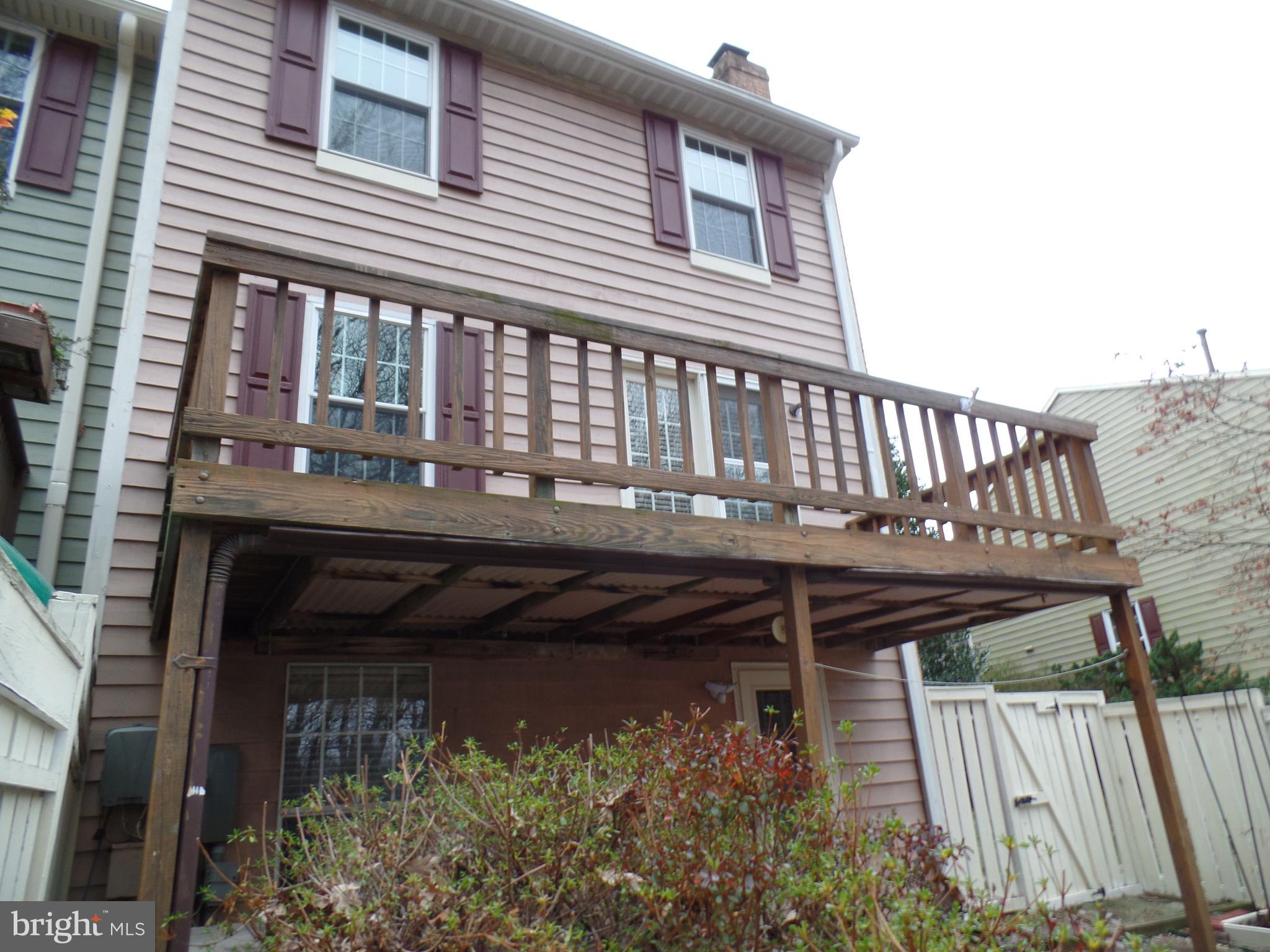 RESTON - Residential