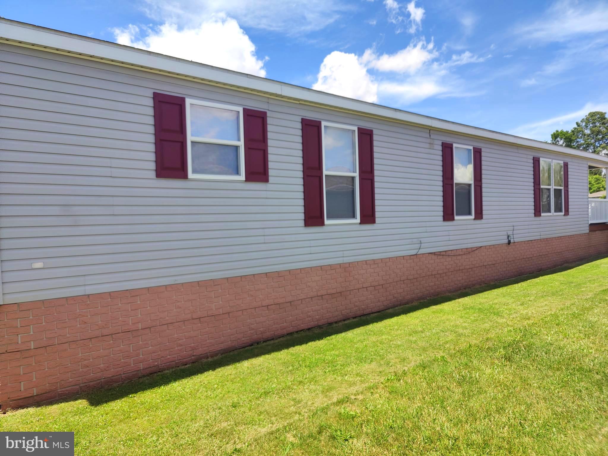 HIGHLAND MANOR - Residential