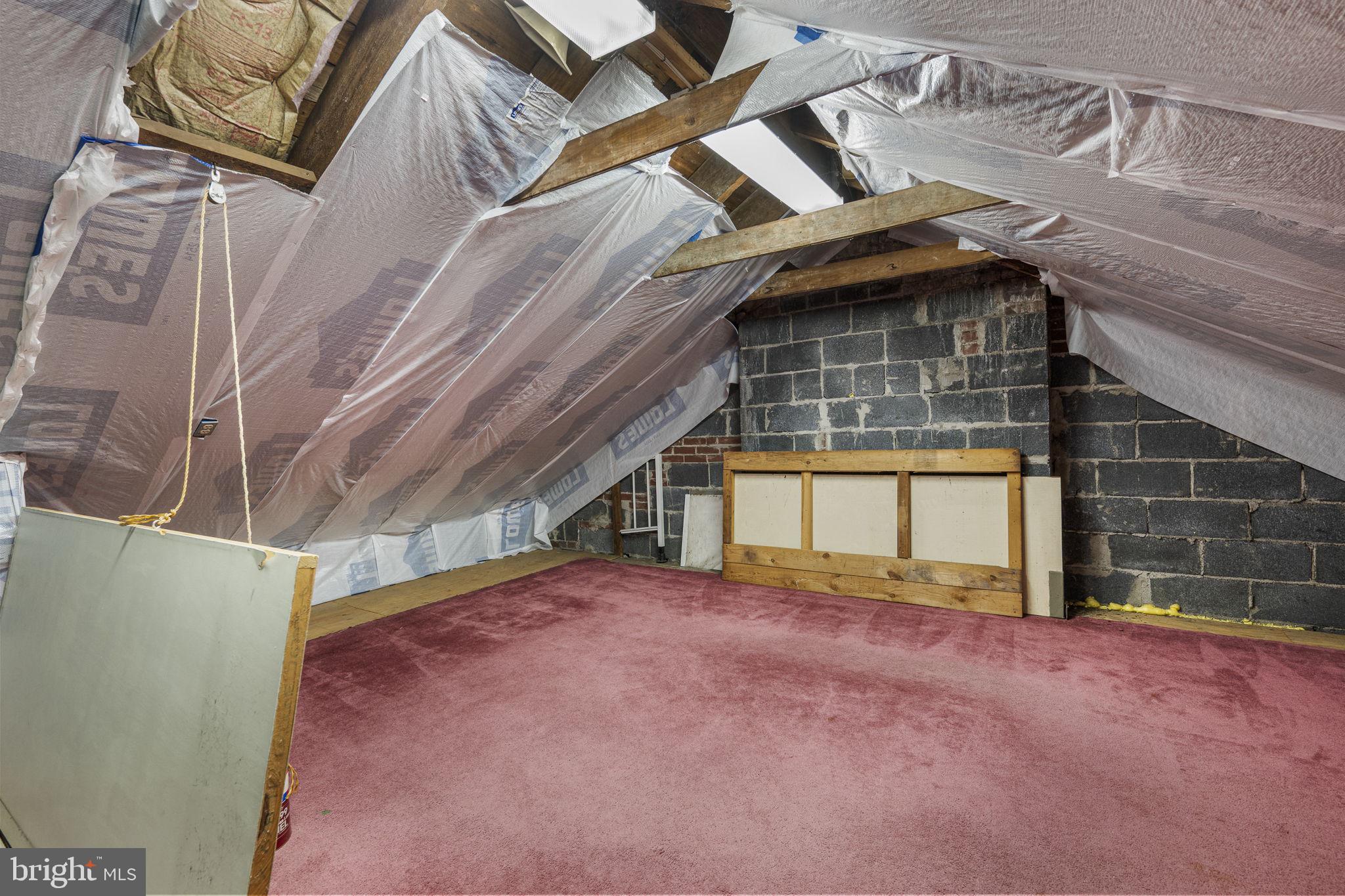 MAPLE GARDENS - Residential Lease