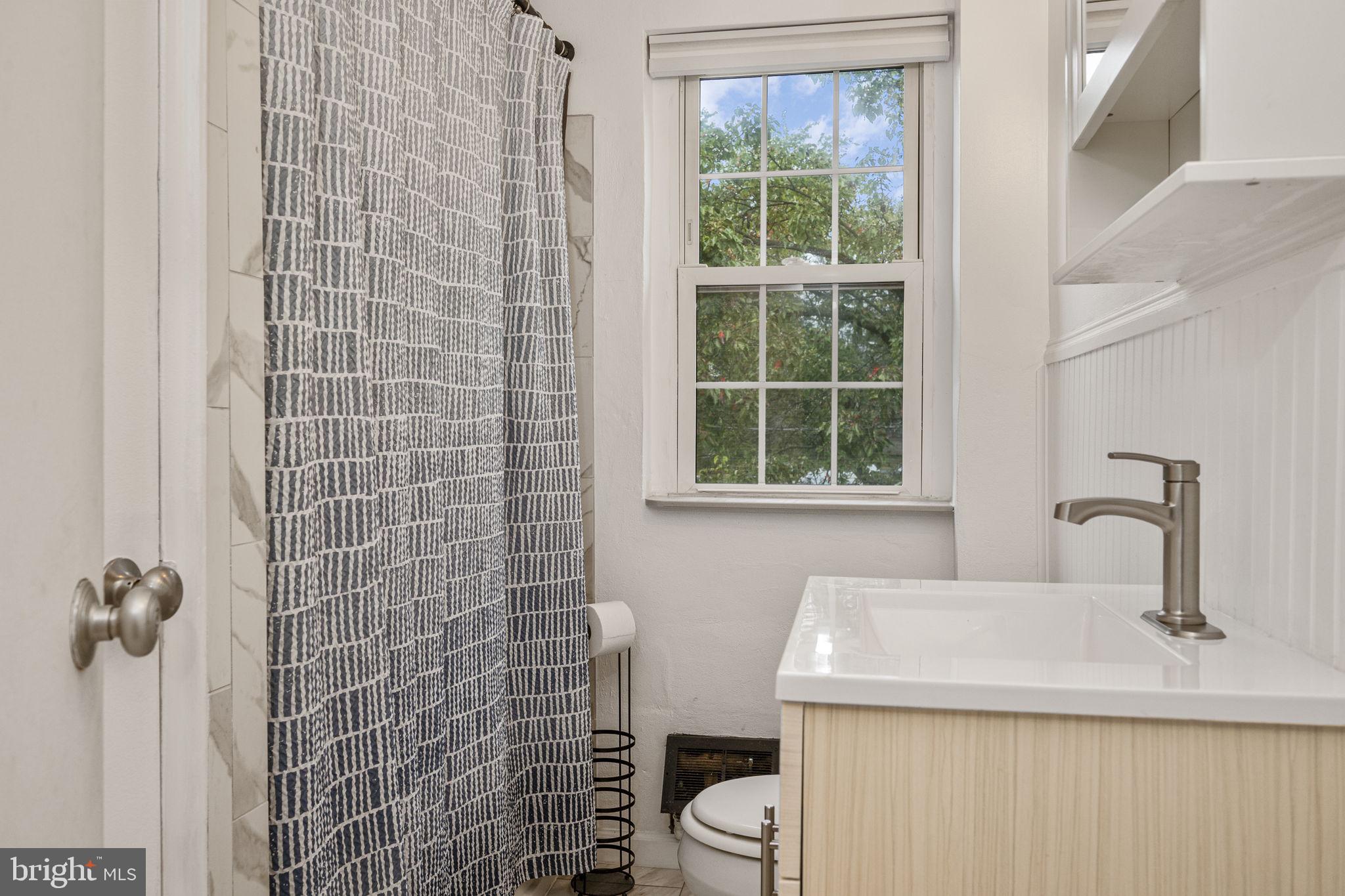 MAPLE GARDENS - Residential Lease