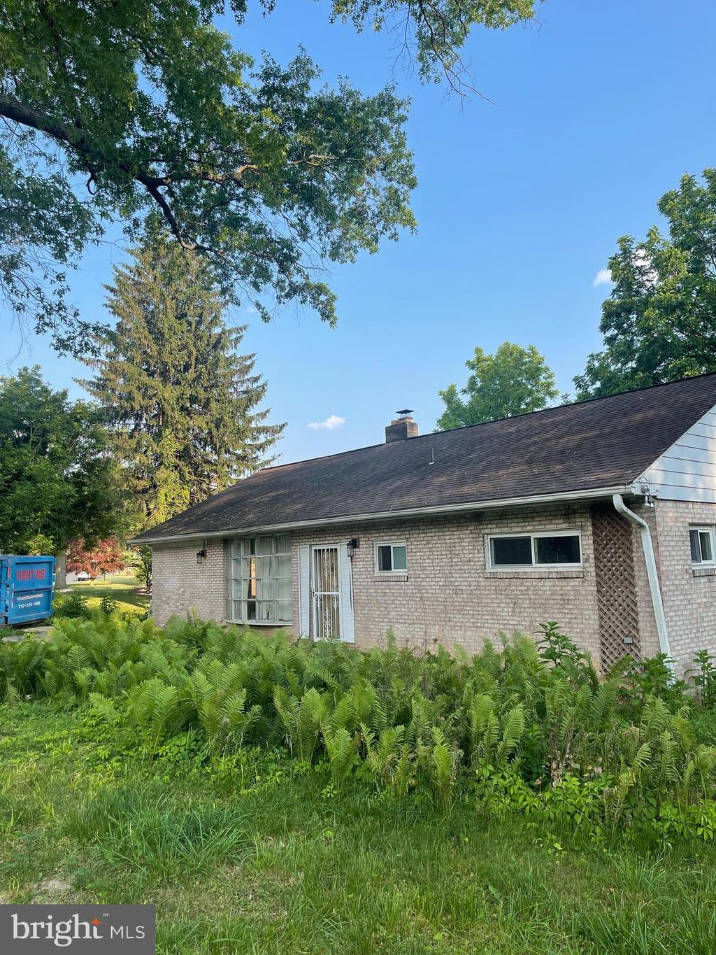 Photo of 2 GABLE PARK RD, LANCASTER, PA 17603 (MLS # PALA2038184)