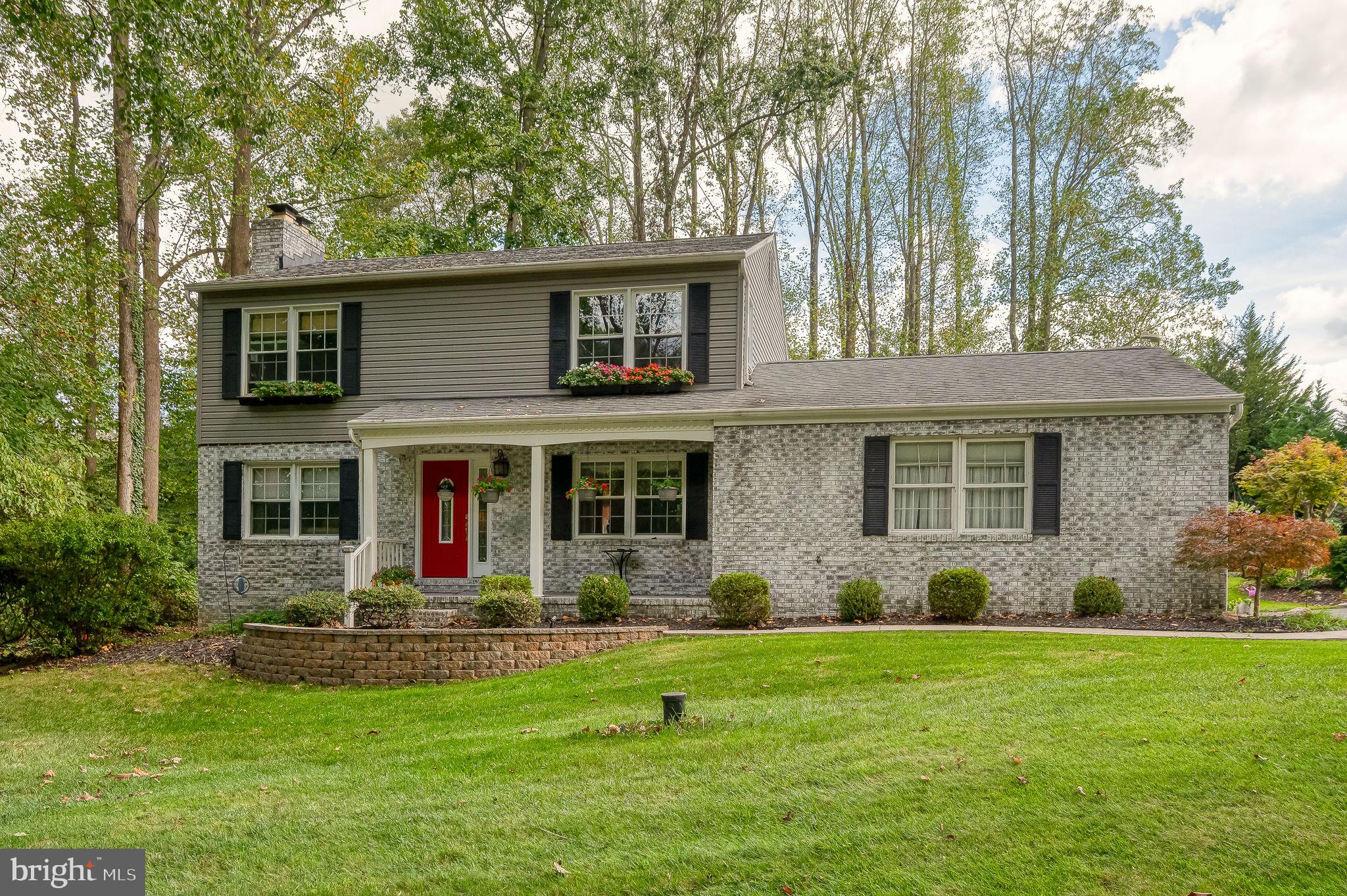 WOODFIELD - Residential