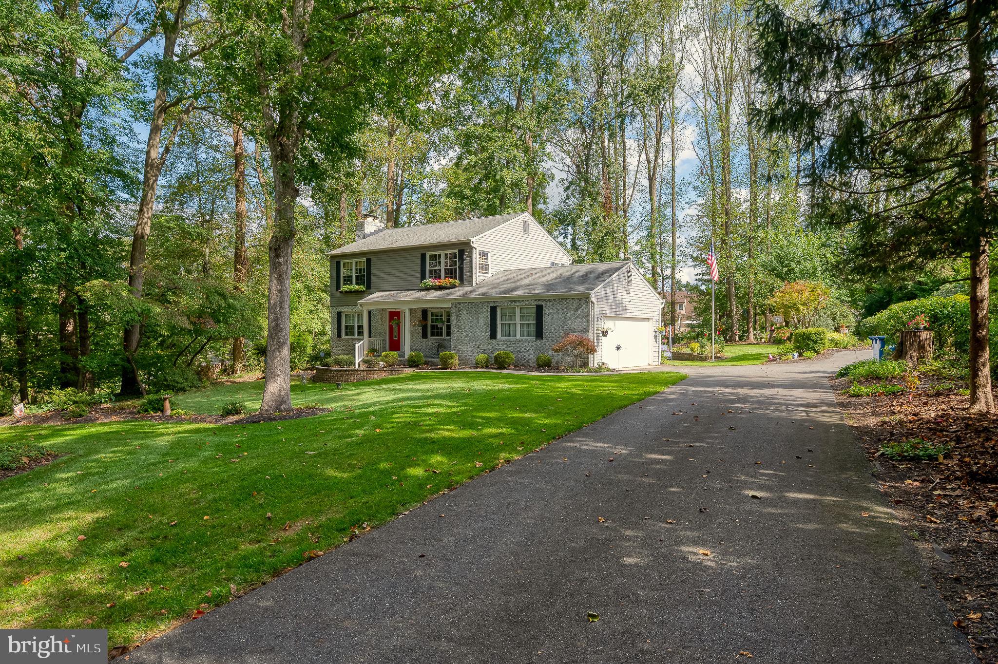 WOODFIELD - Residential