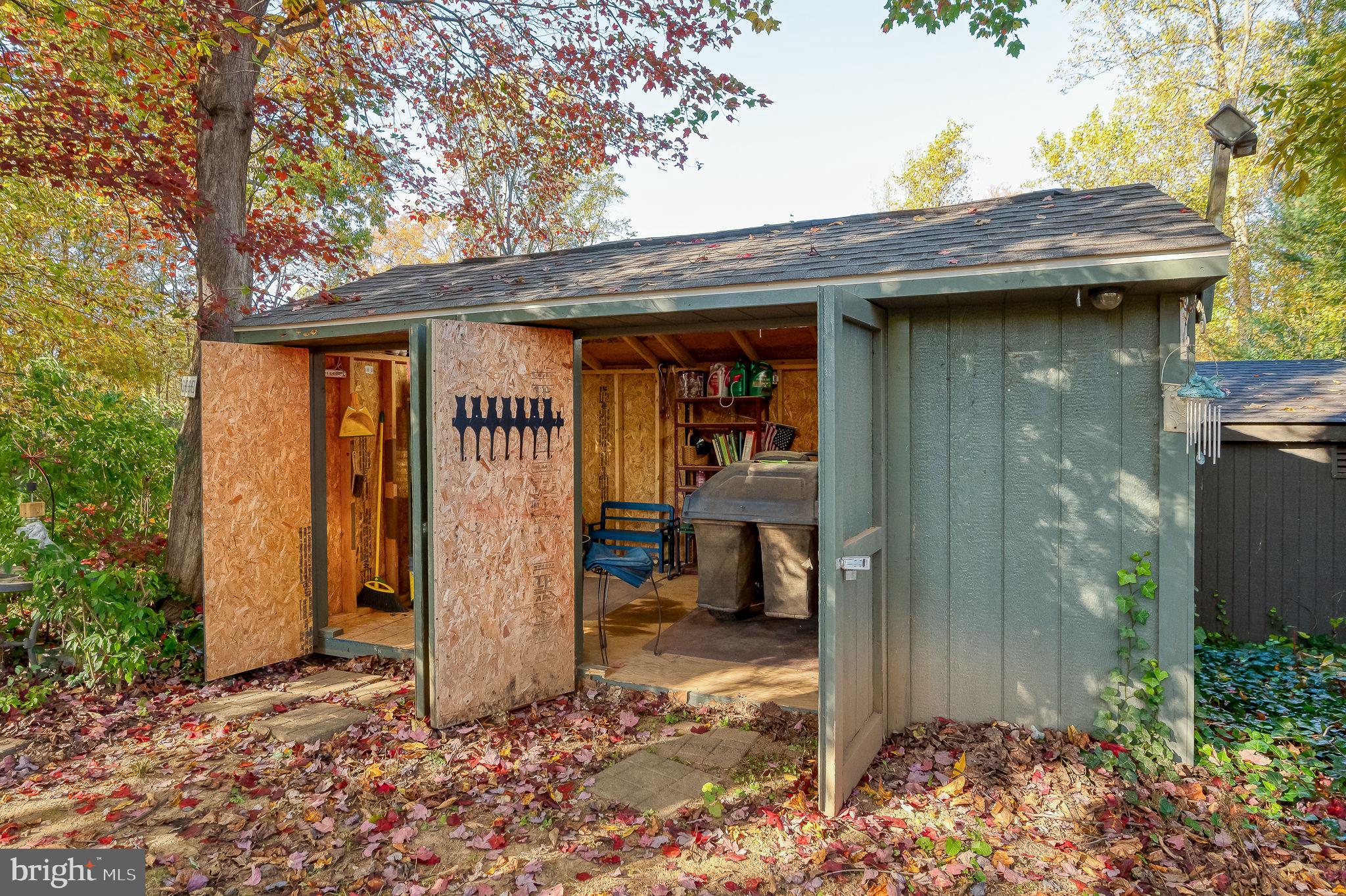 WOODFIELD - Residential