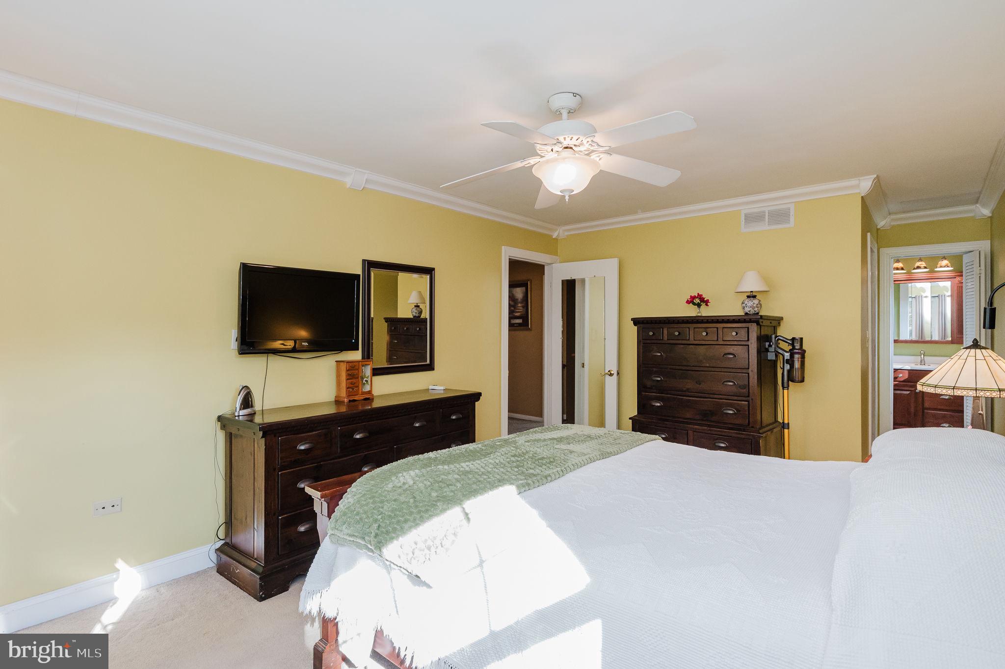 WOODFIELD - Residential