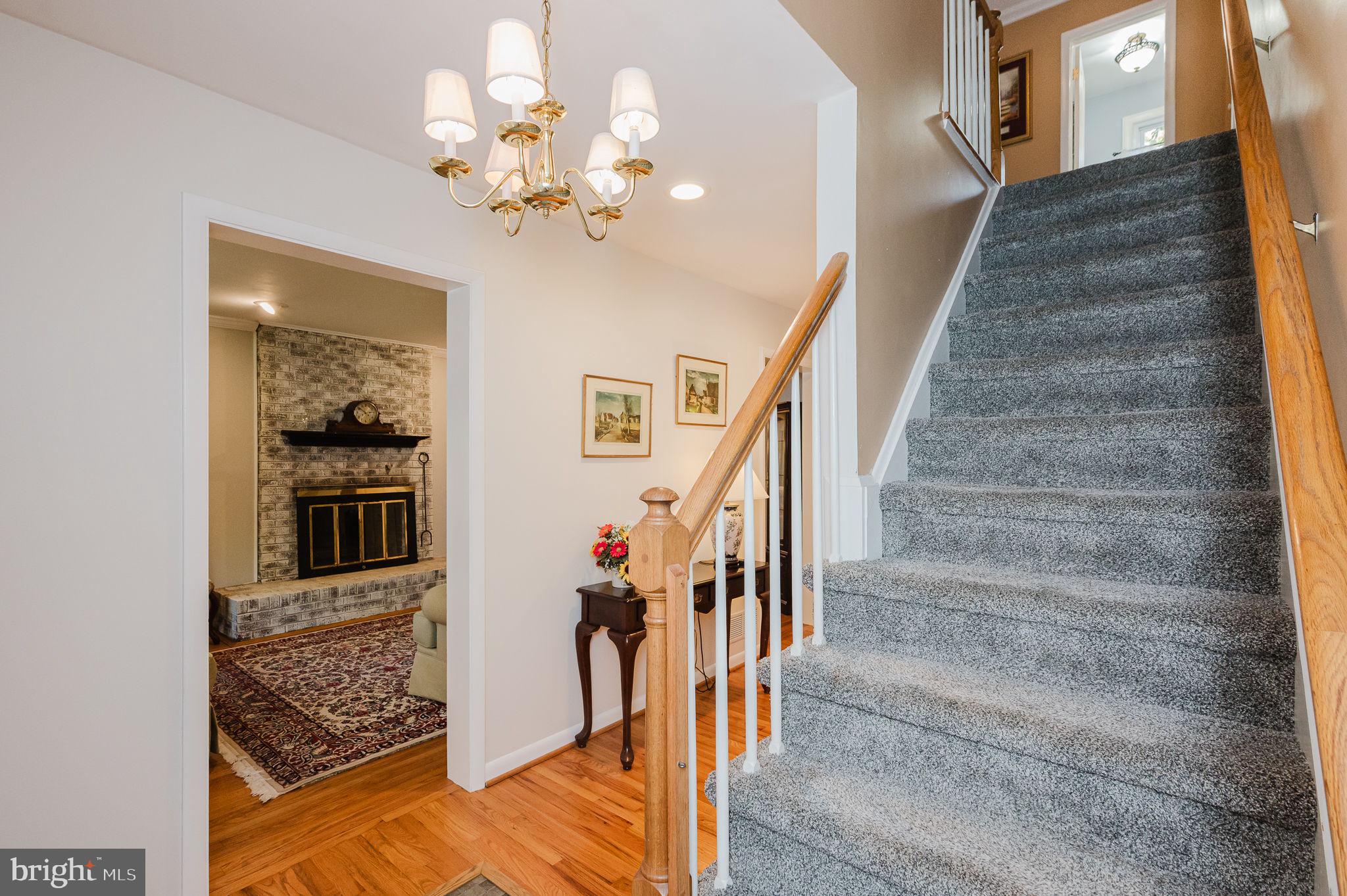 WOODFIELD - Residential