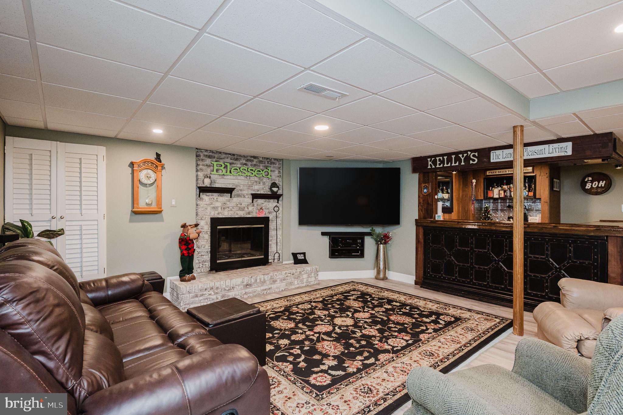 WOODFIELD - Residential