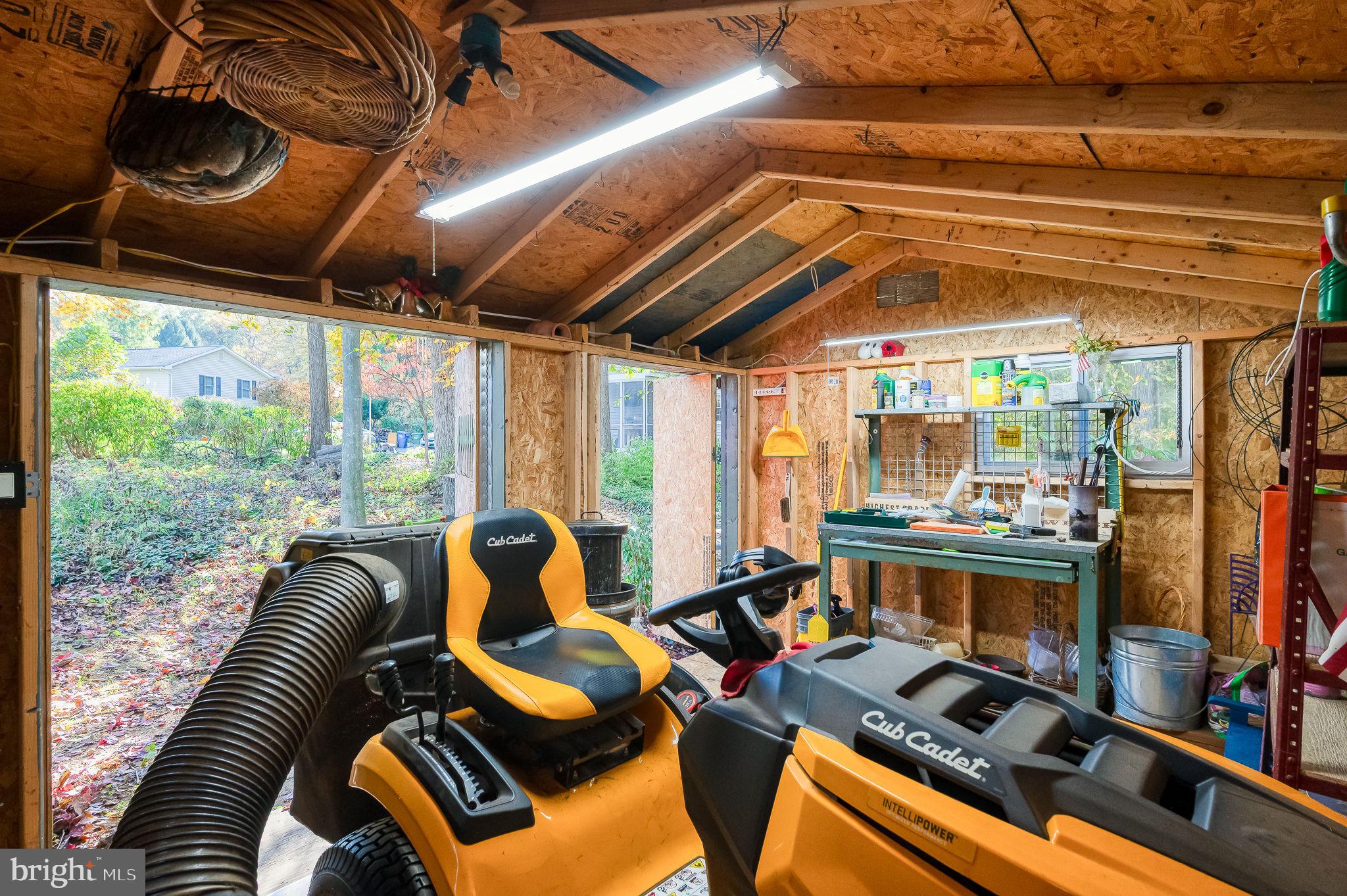 WOODFIELD - Residential