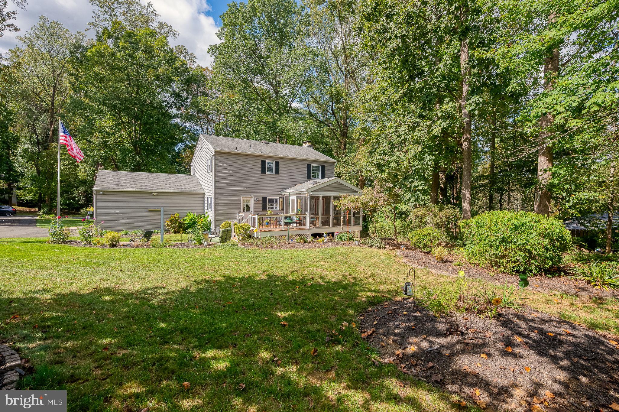 WOODFIELD - Residential