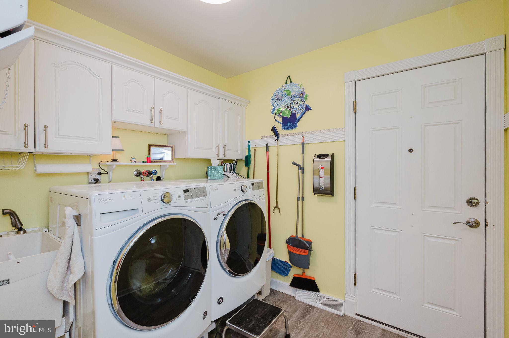 WOODFIELD - Residential