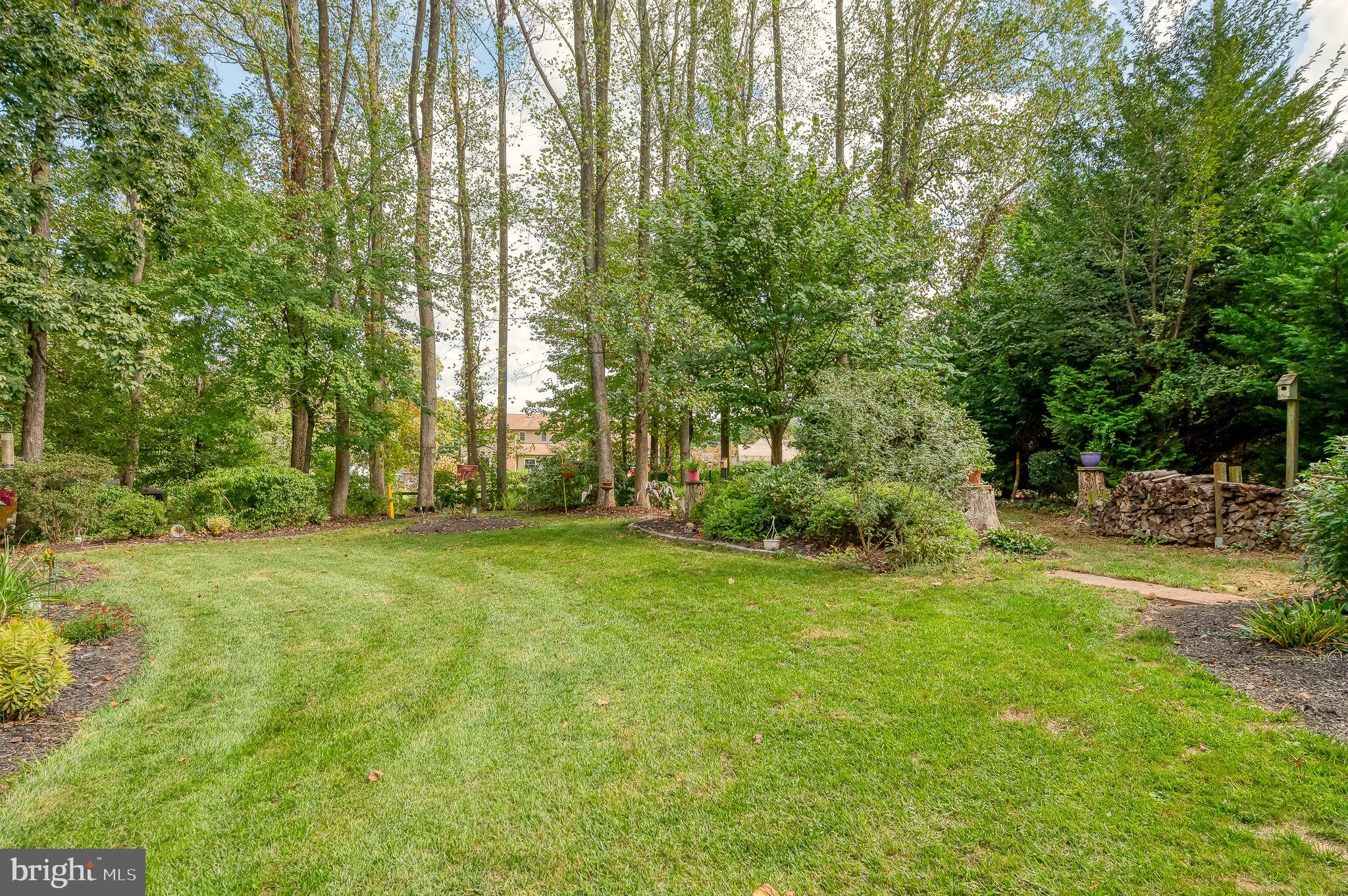 WOODFIELD - Residential