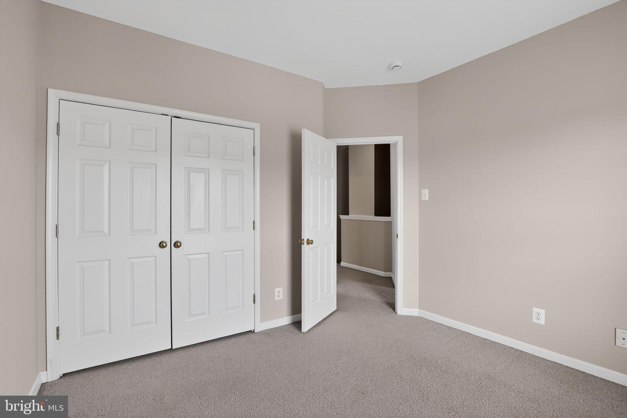 NORTHRIDGE VILLAGE - Residential