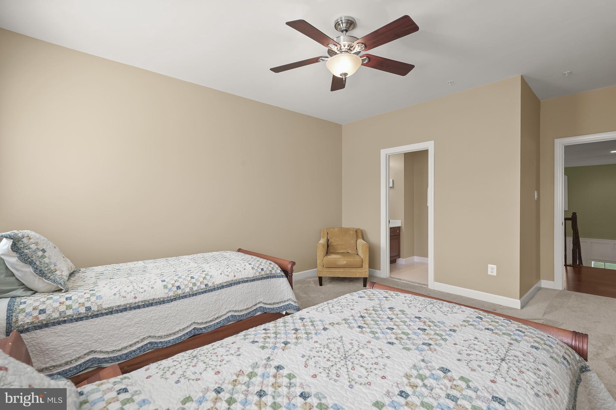 RIVERWOOD - Residential