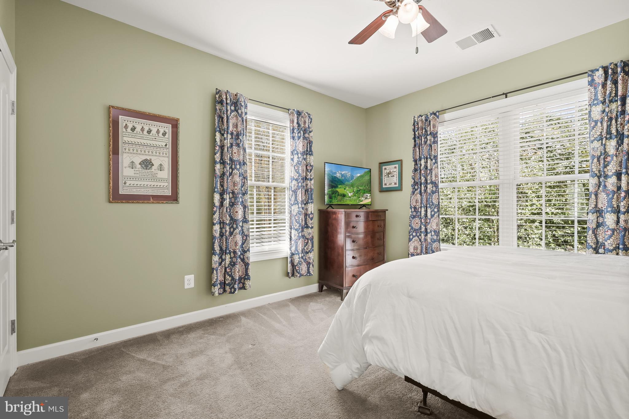 RIVERWOOD - Residential