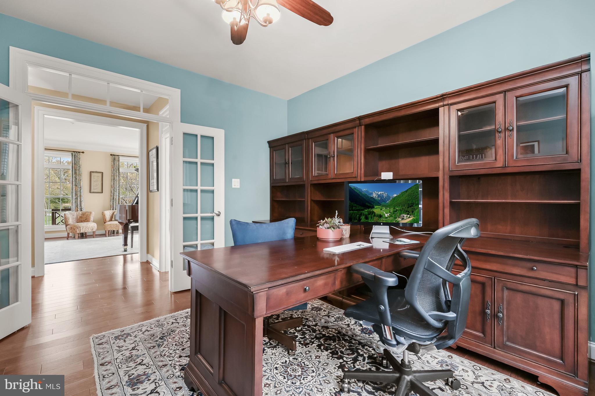 RIVERWOOD - Residential