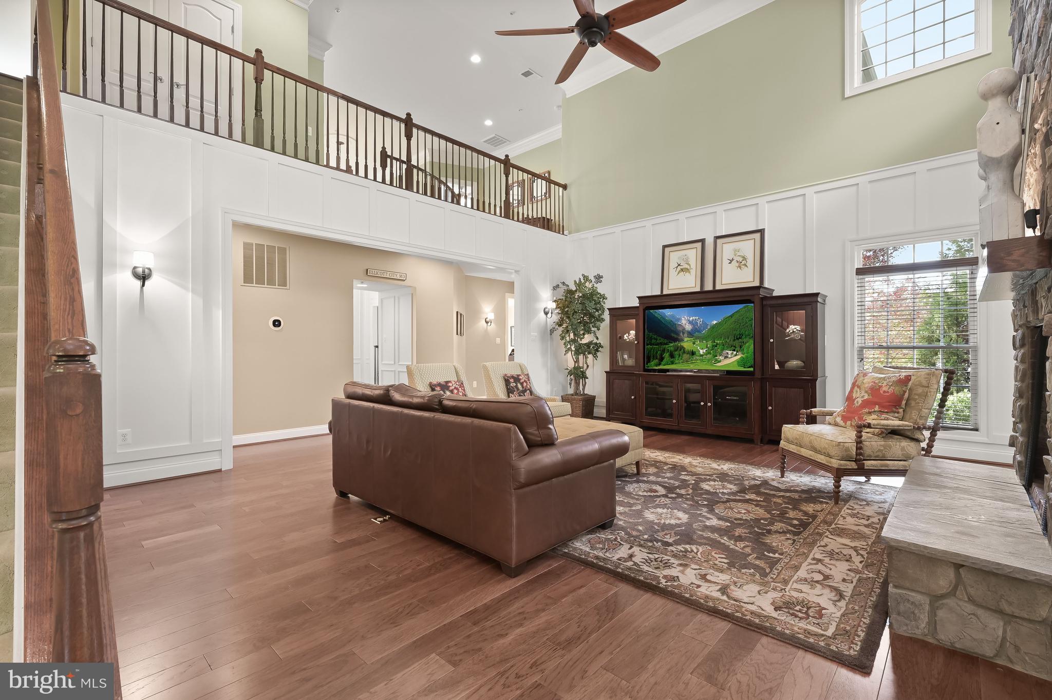 RIVERWOOD - Residential