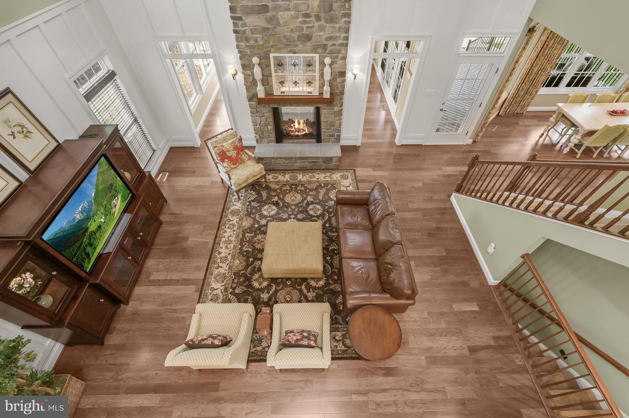 RIVERWOOD - Residential