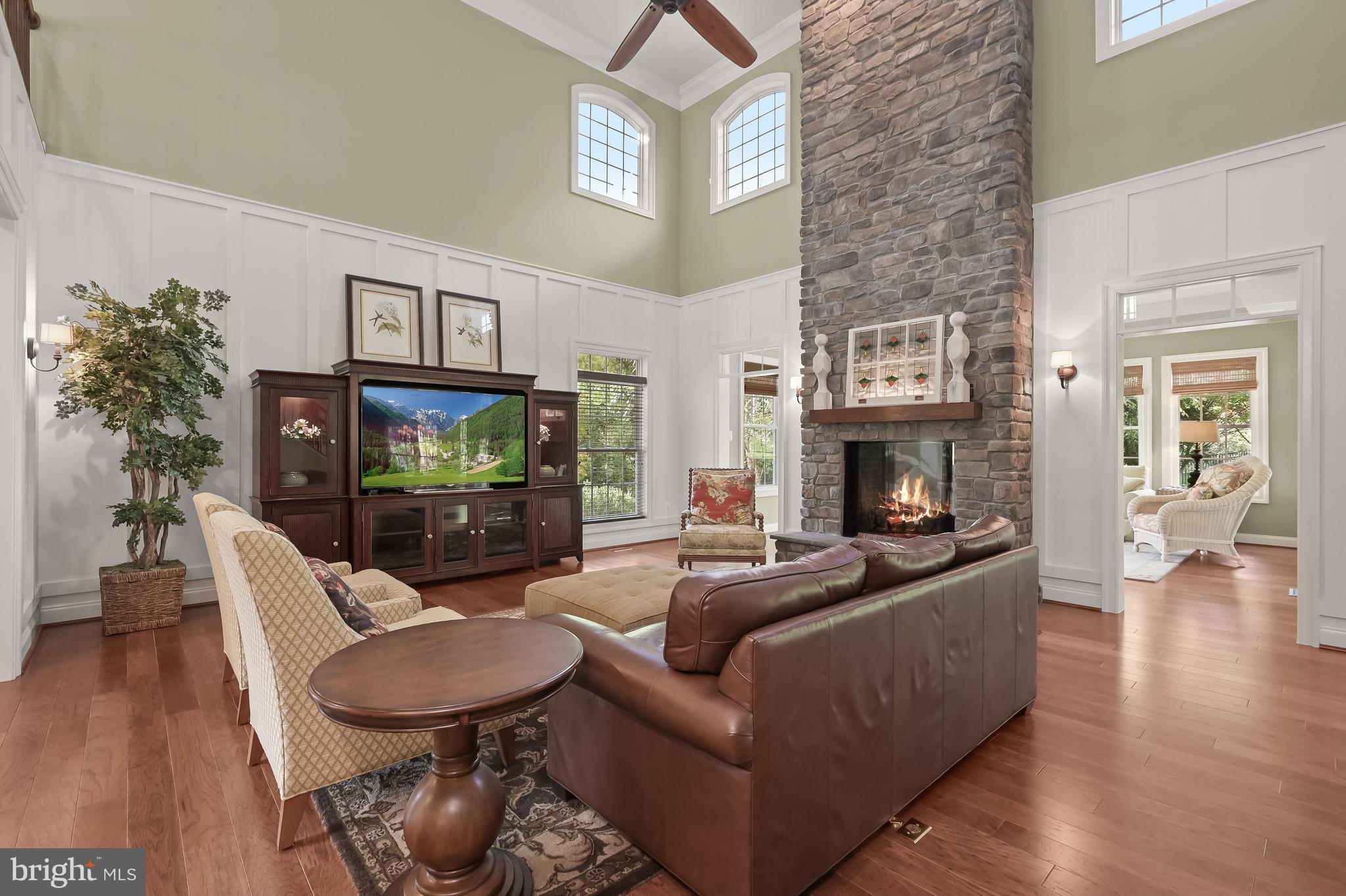 RIVERWOOD - Residential