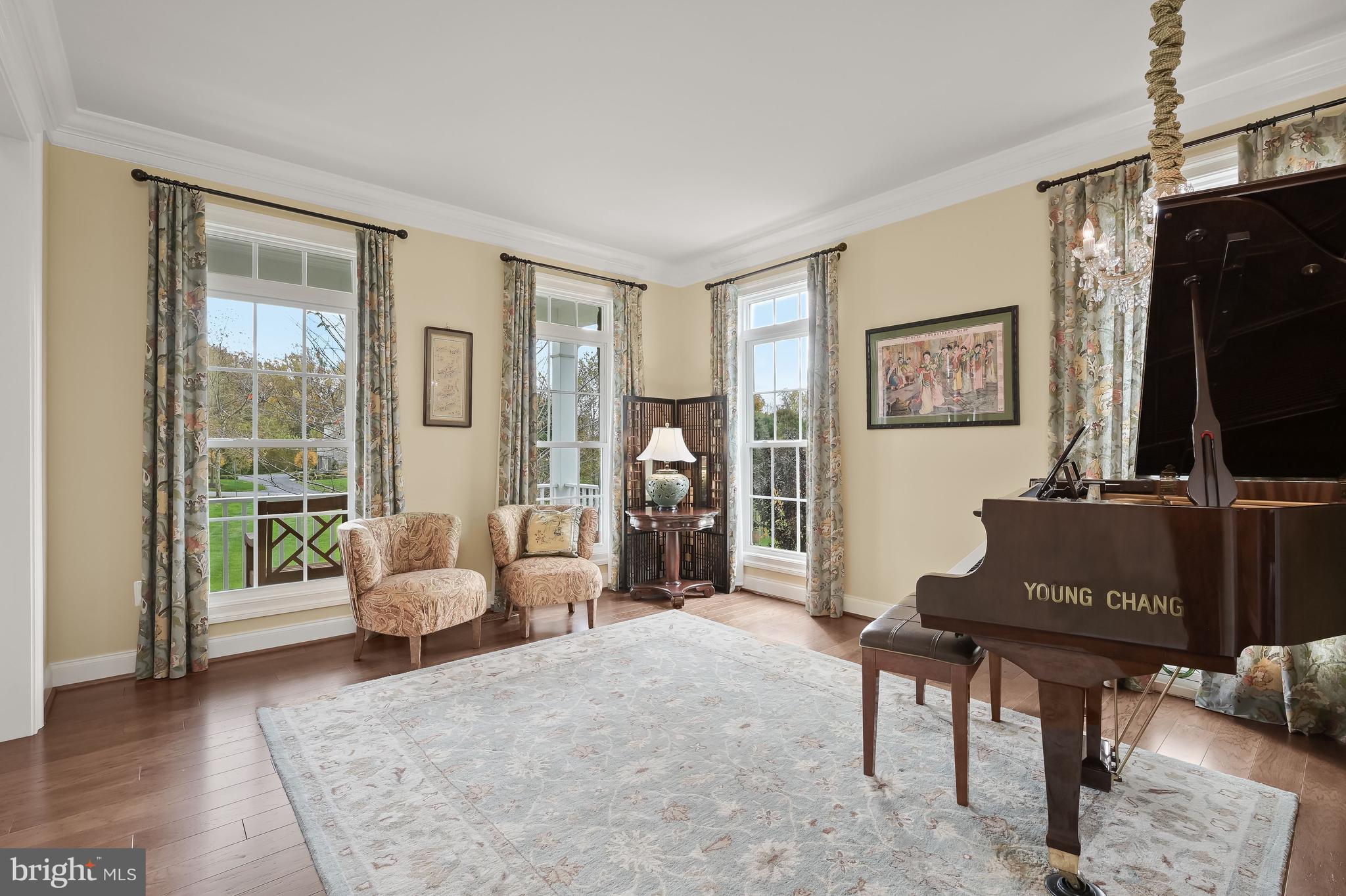 RIVERWOOD - Residential