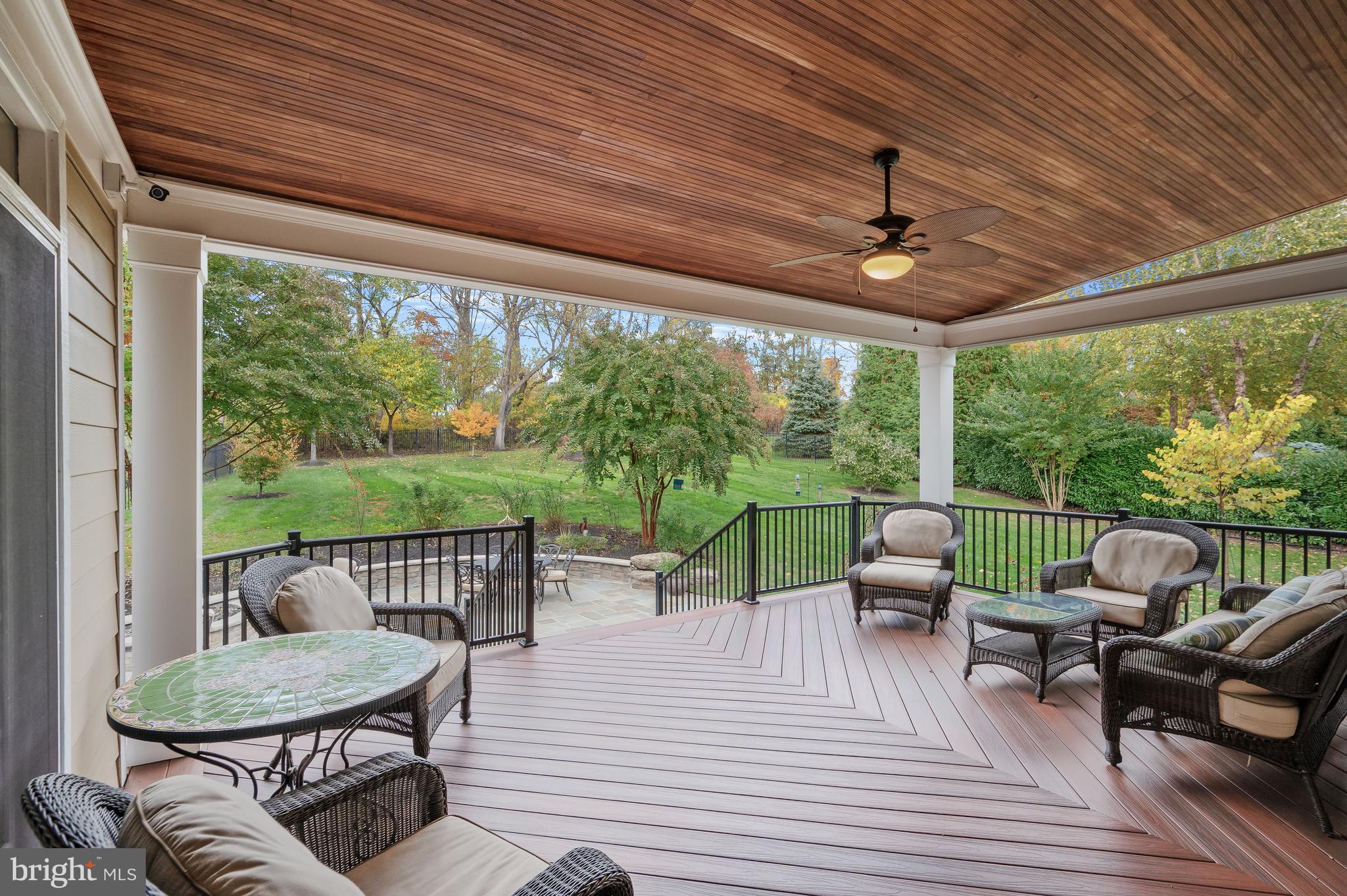 RIVERWOOD - Residential