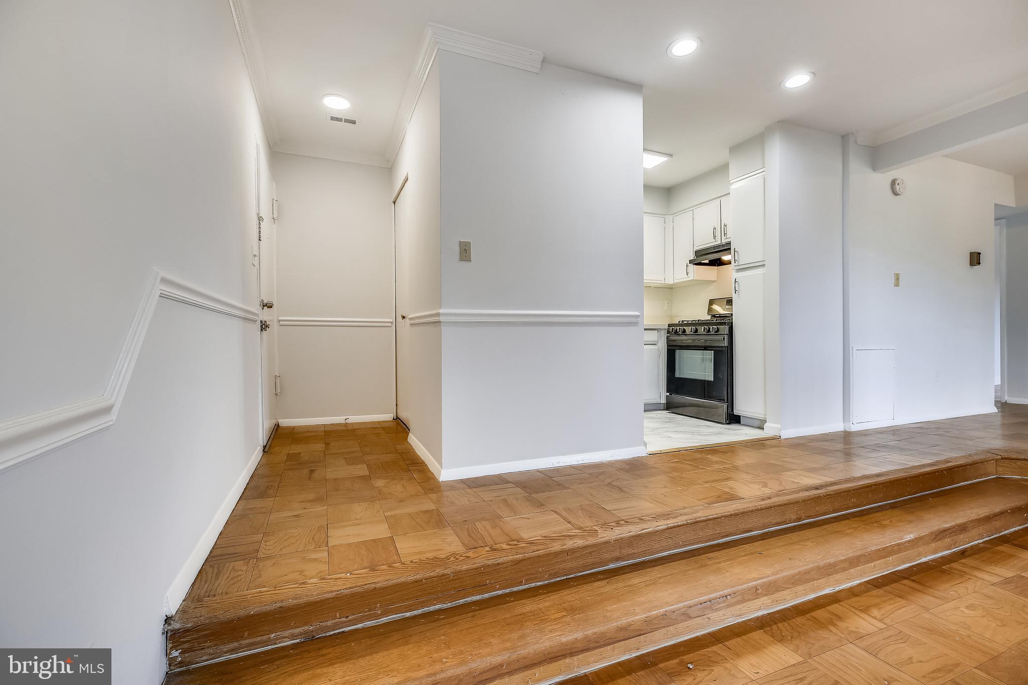 AMERICANA FINMARK - Residential