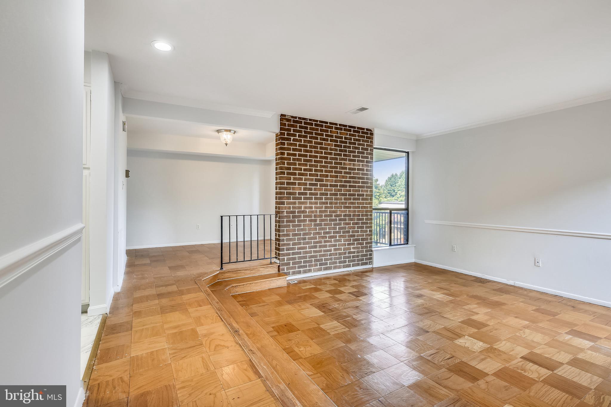 AMERICANA FINMARK - Residential