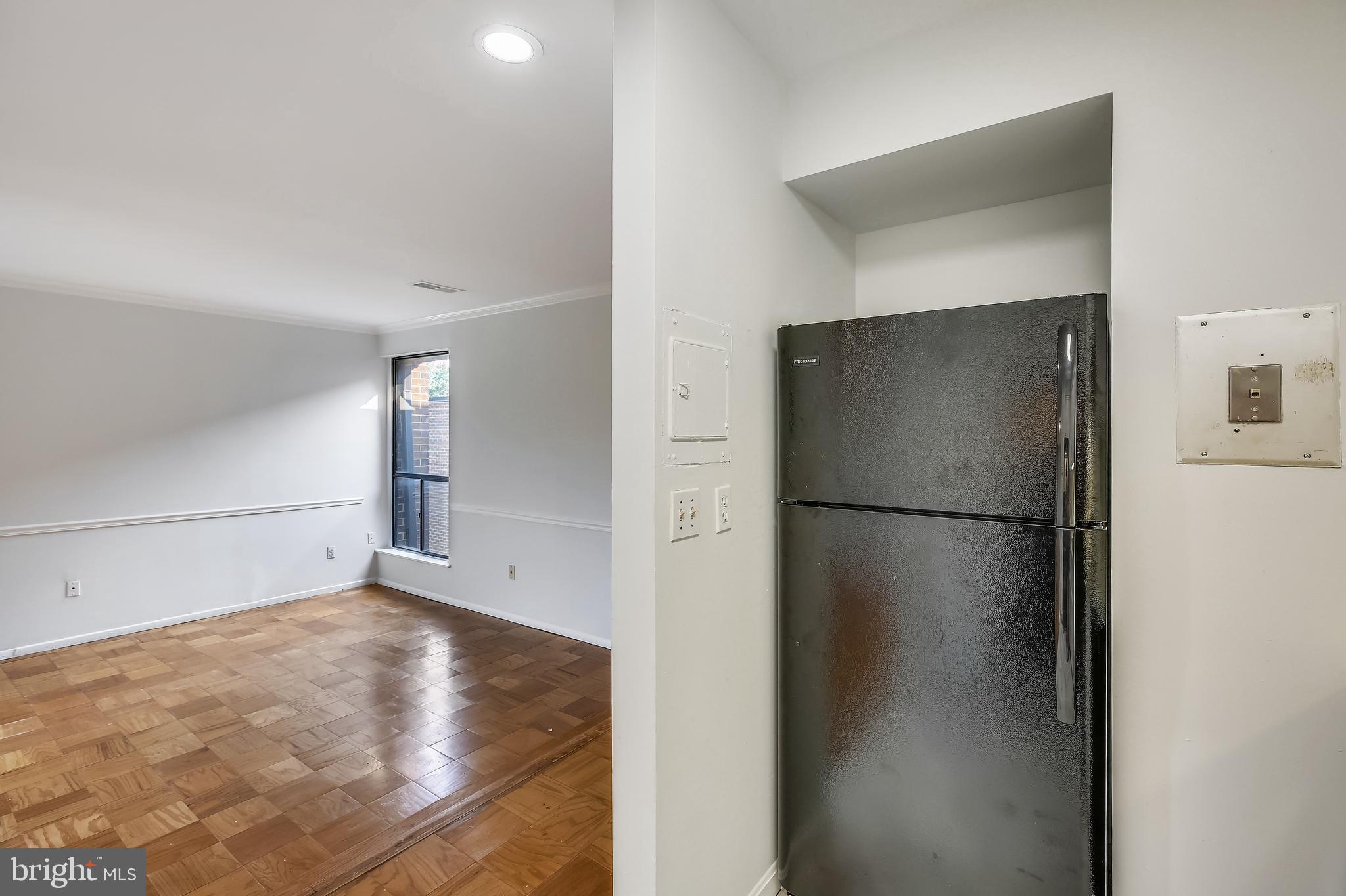 AMERICANA FINMARK - Residential