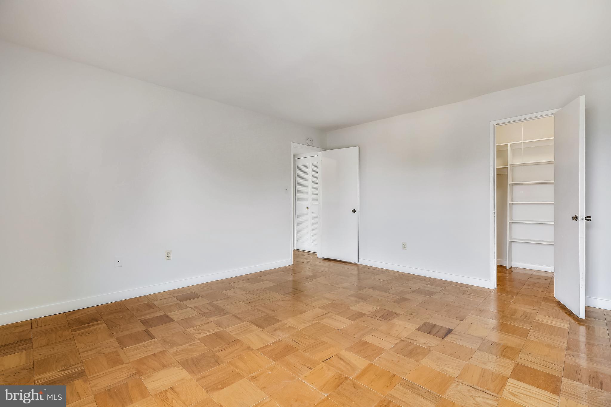 AMERICANA FINMARK - Residential