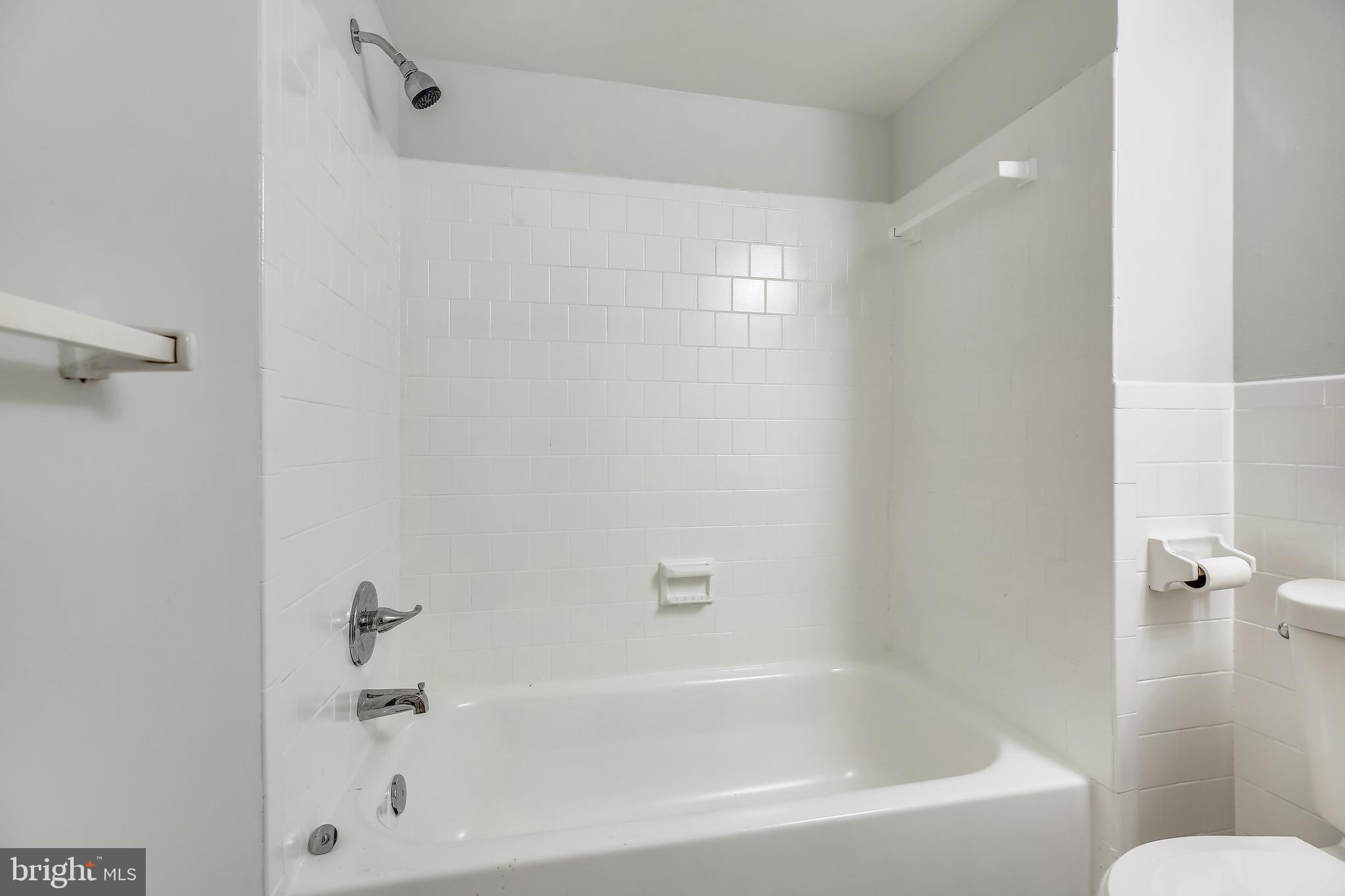 AMERICANA FINMARK - Residential