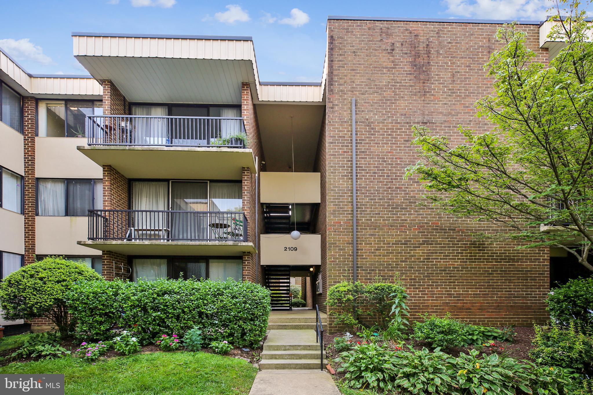 AMERICANA FINMARK - Residential