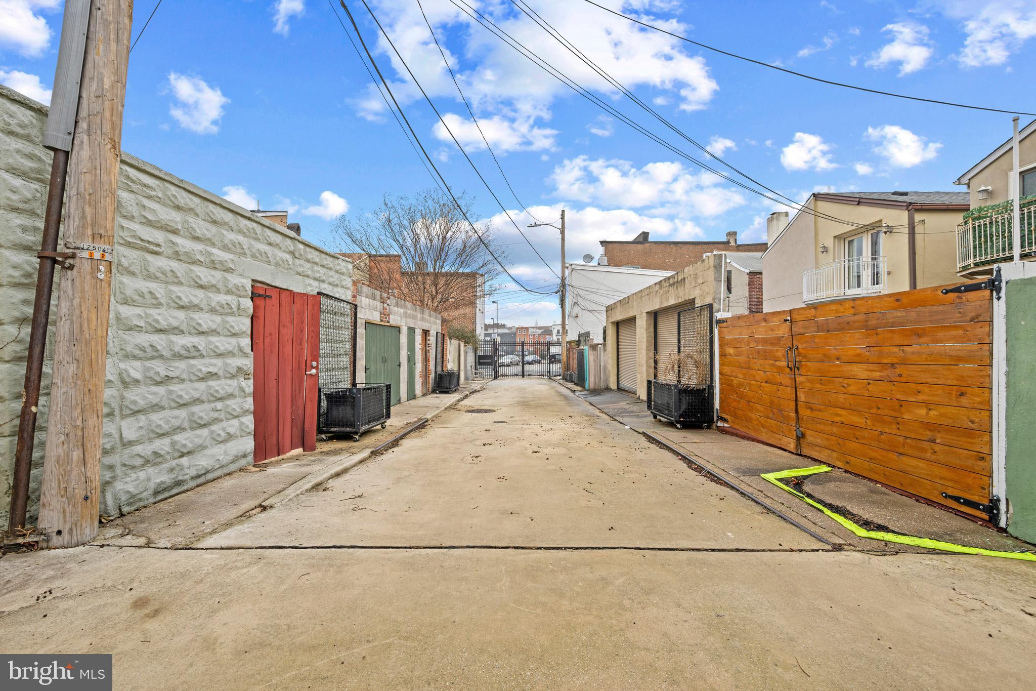 LITTLE ITALY - Residential