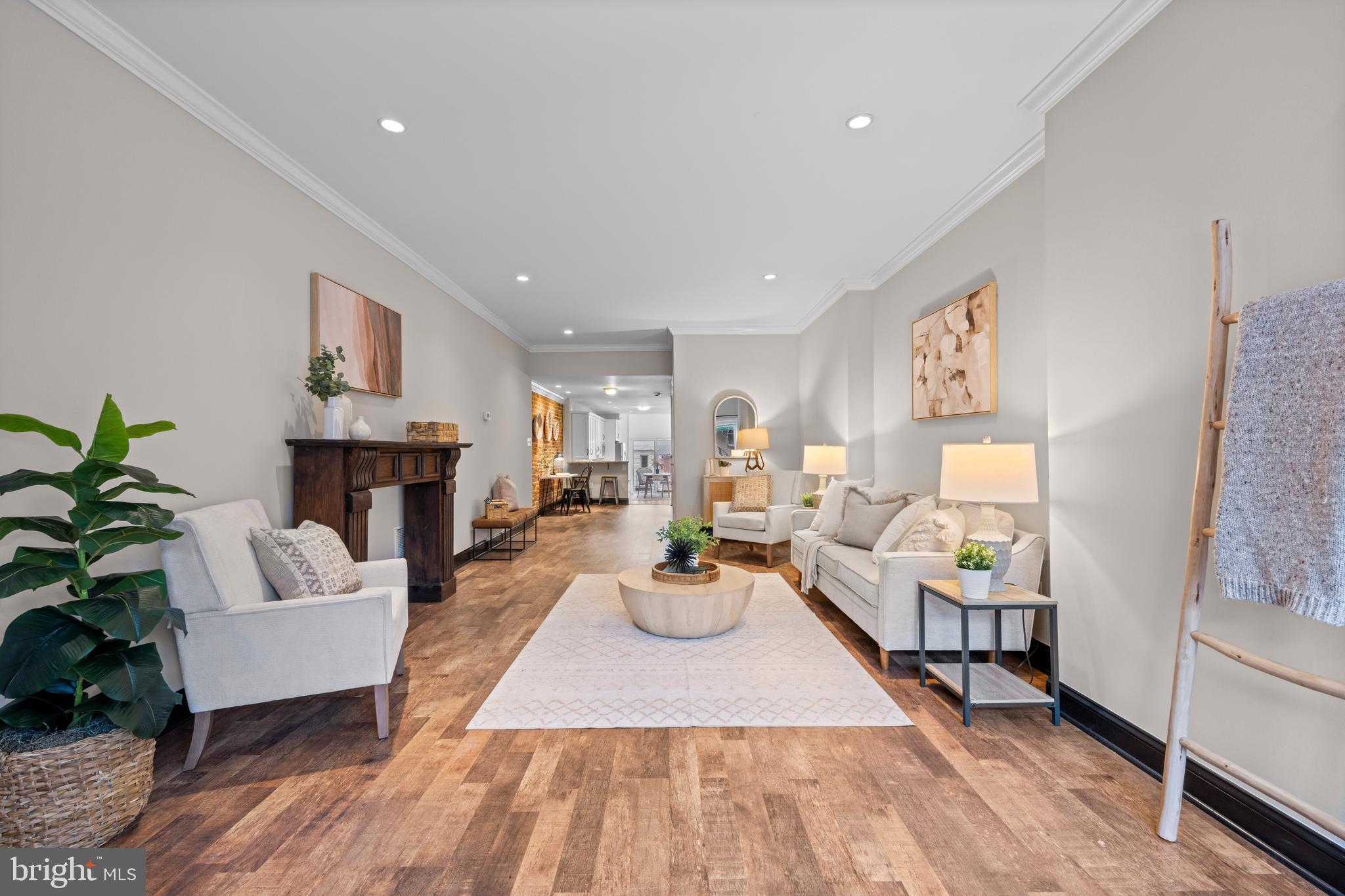 LITTLE ITALY - Residential