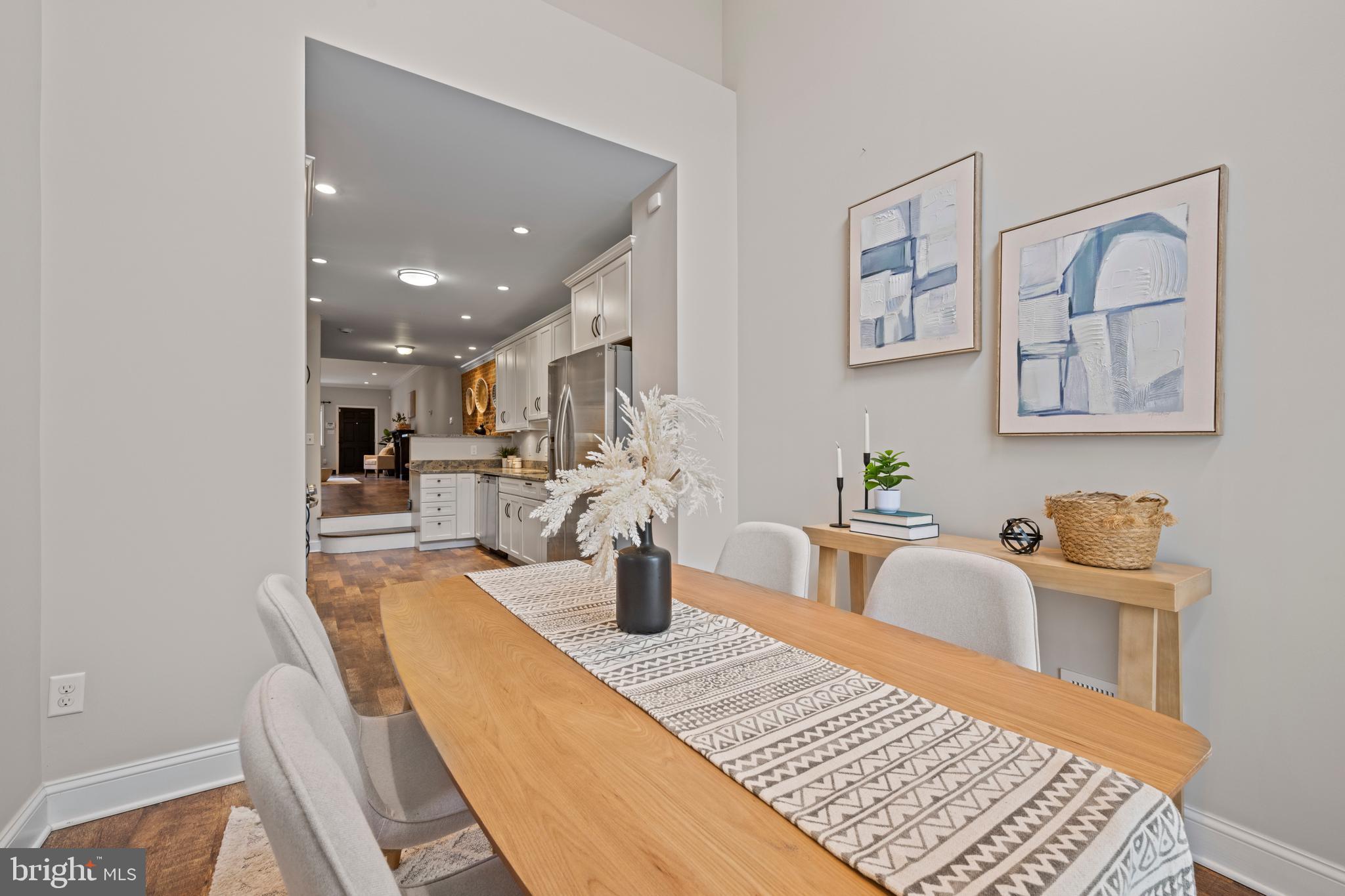 LITTLE ITALY - Residential