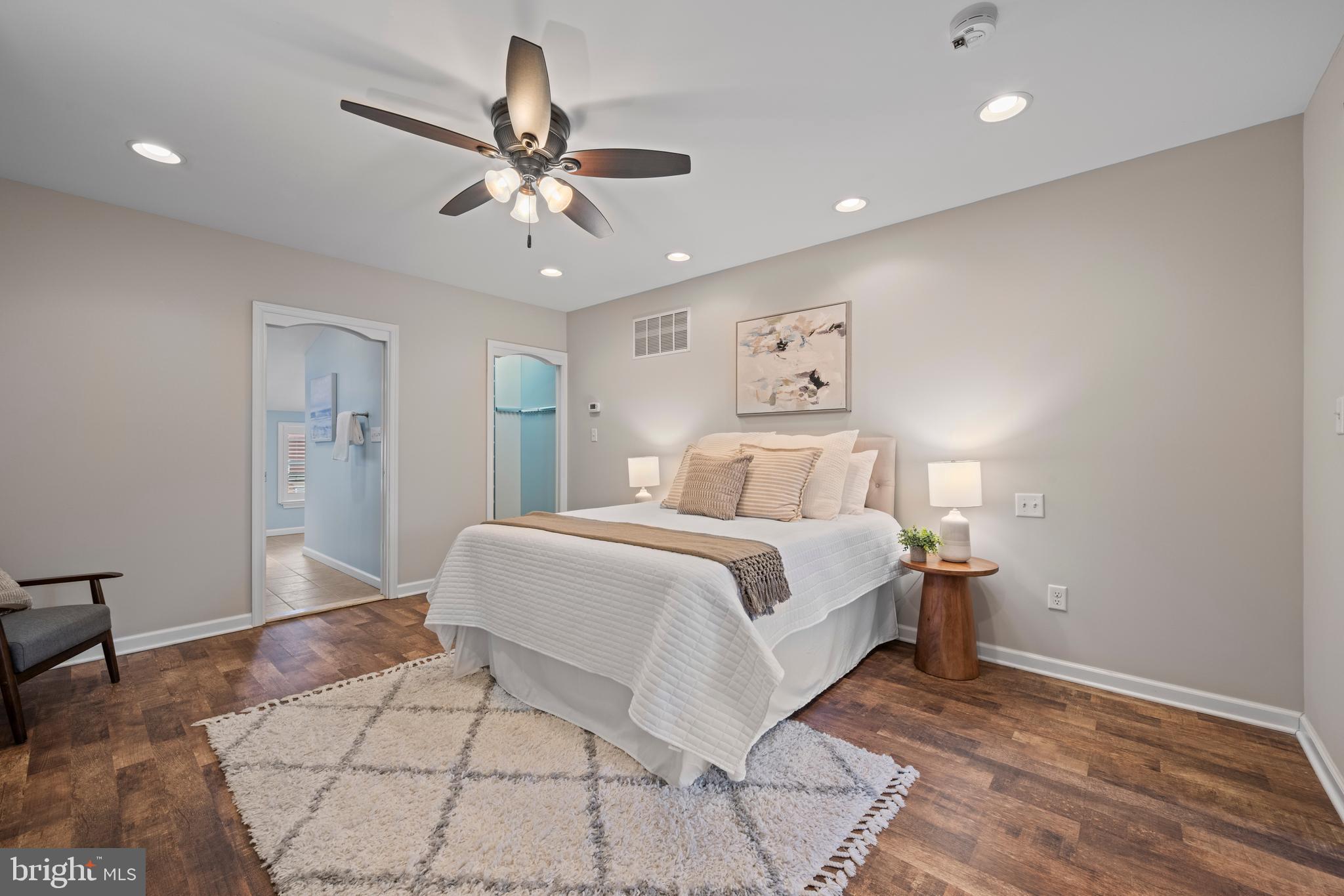 LITTLE ITALY - Residential