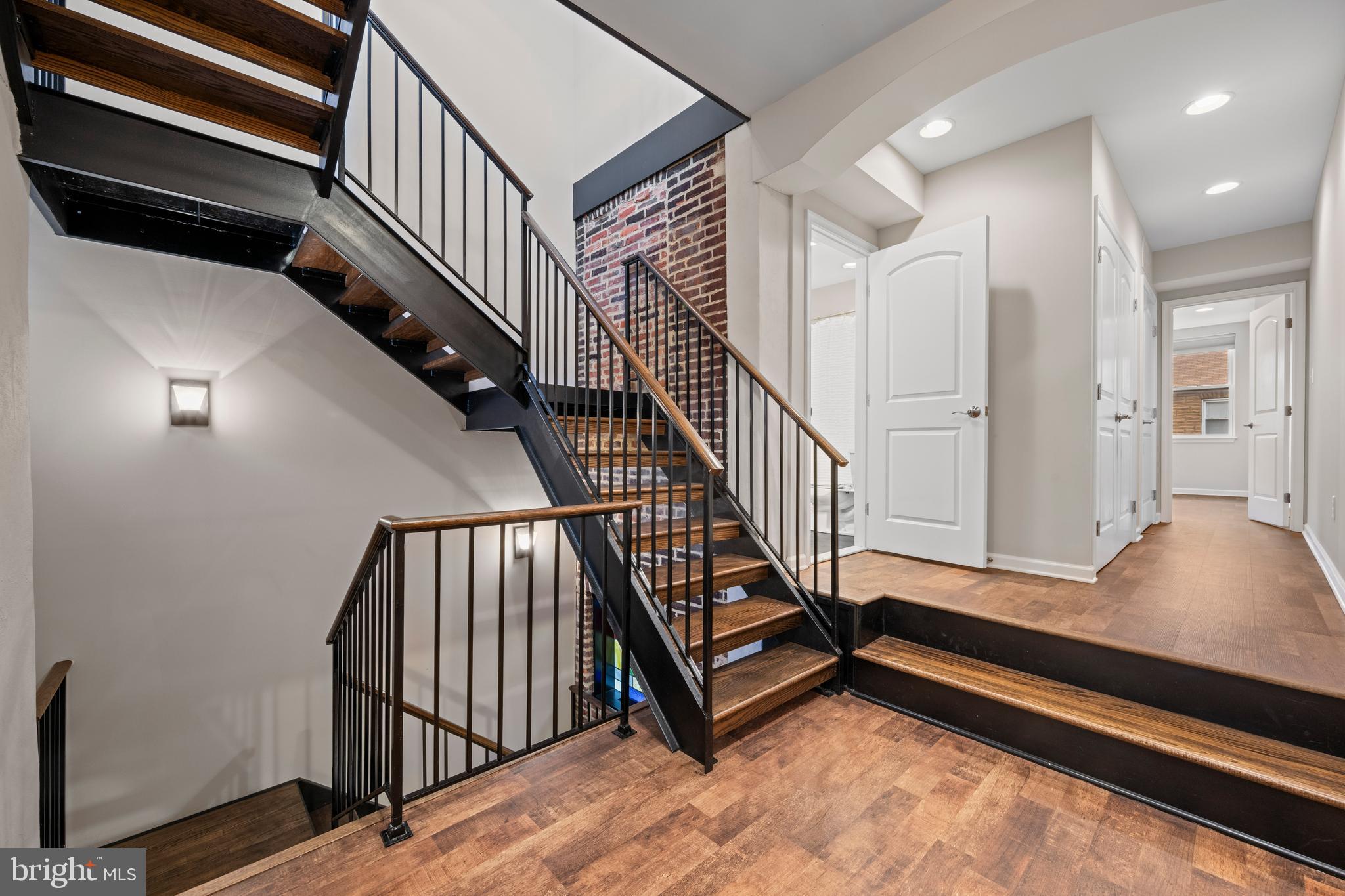 LITTLE ITALY - Residential