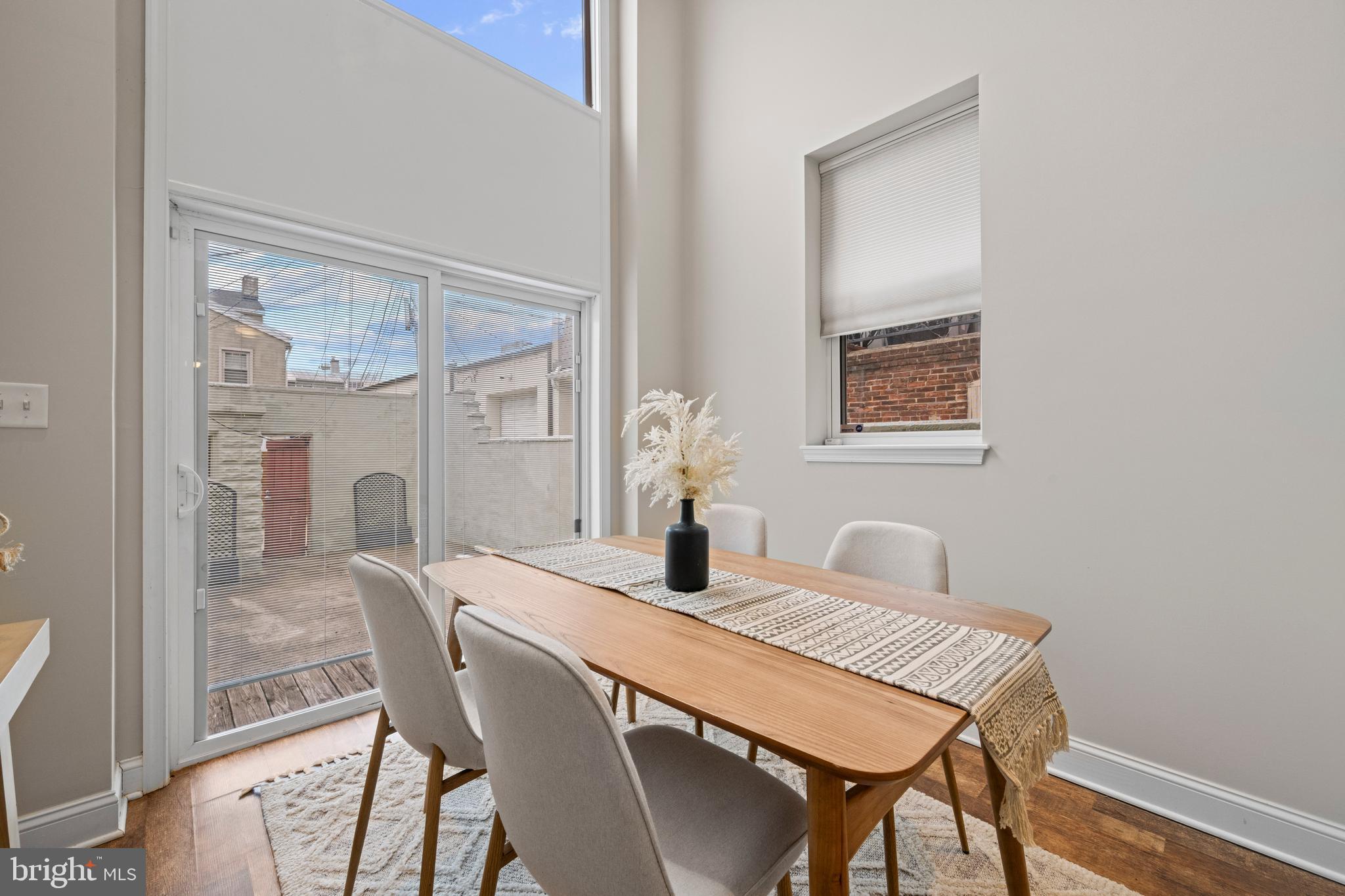 LITTLE ITALY - Residential