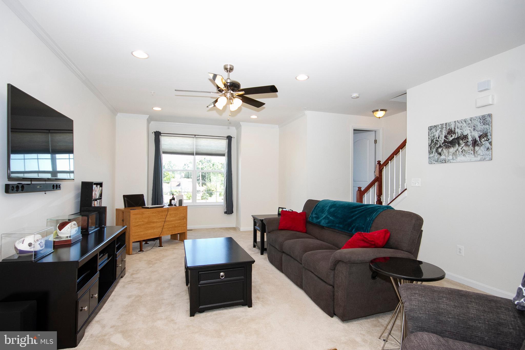 ADMIRALS LANDING - Residential