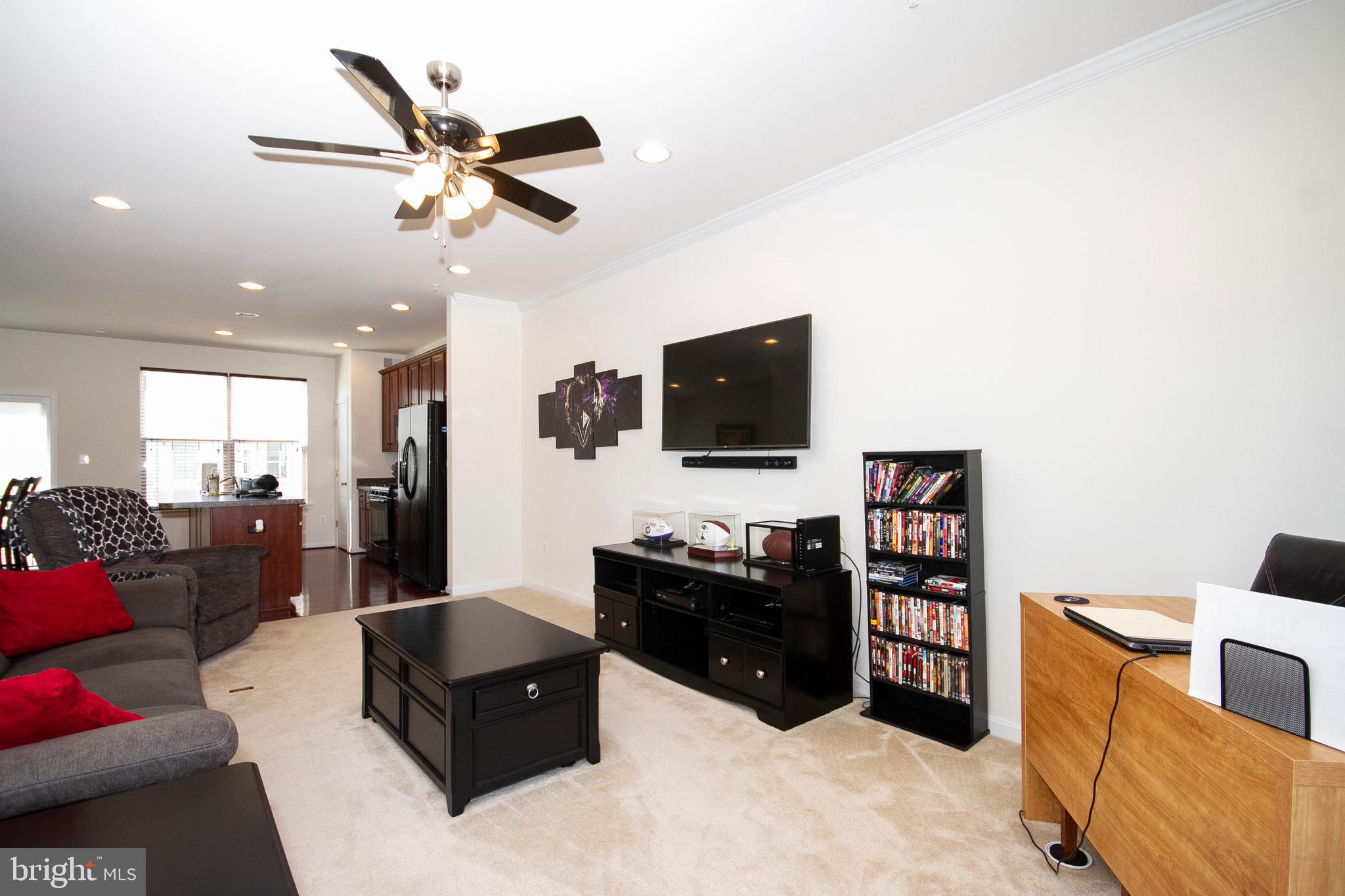 ADMIRALS LANDING - Residential