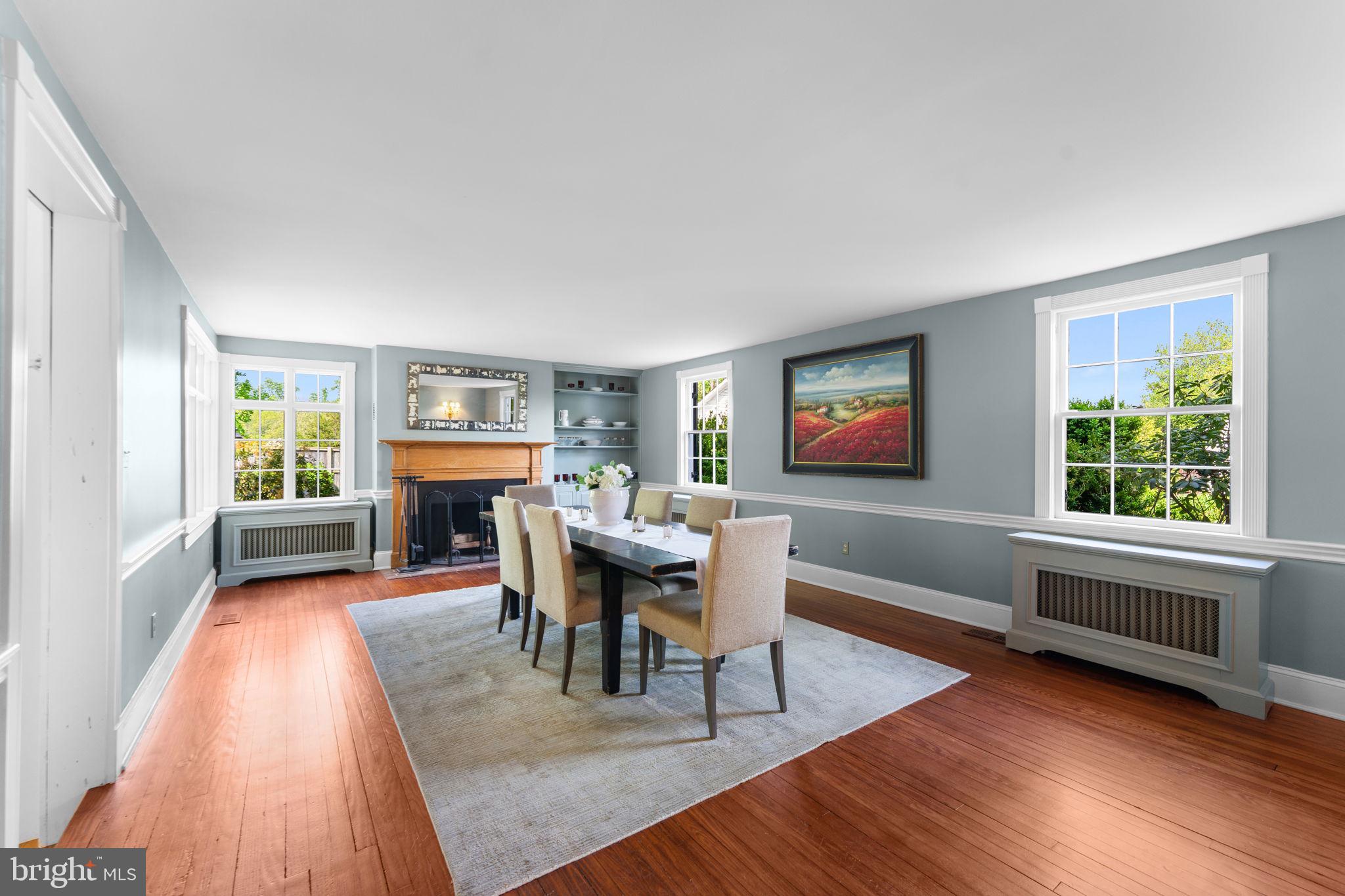 MCLEAN ESTATES - Residential