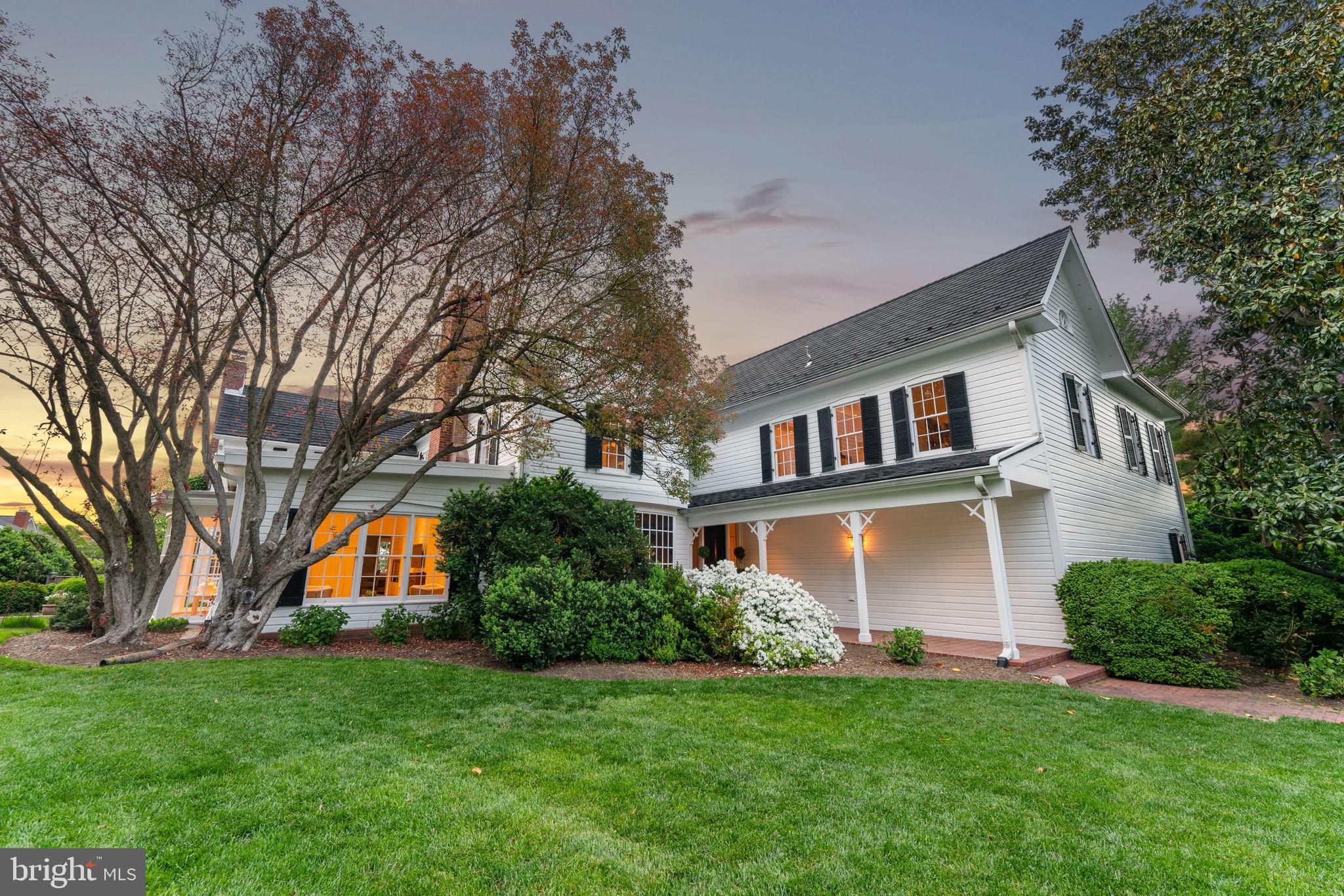 MCLEAN ESTATES - Residential