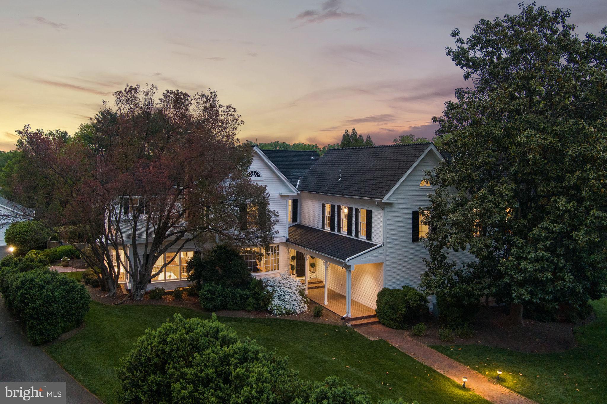 MCLEAN ESTATES - Residential