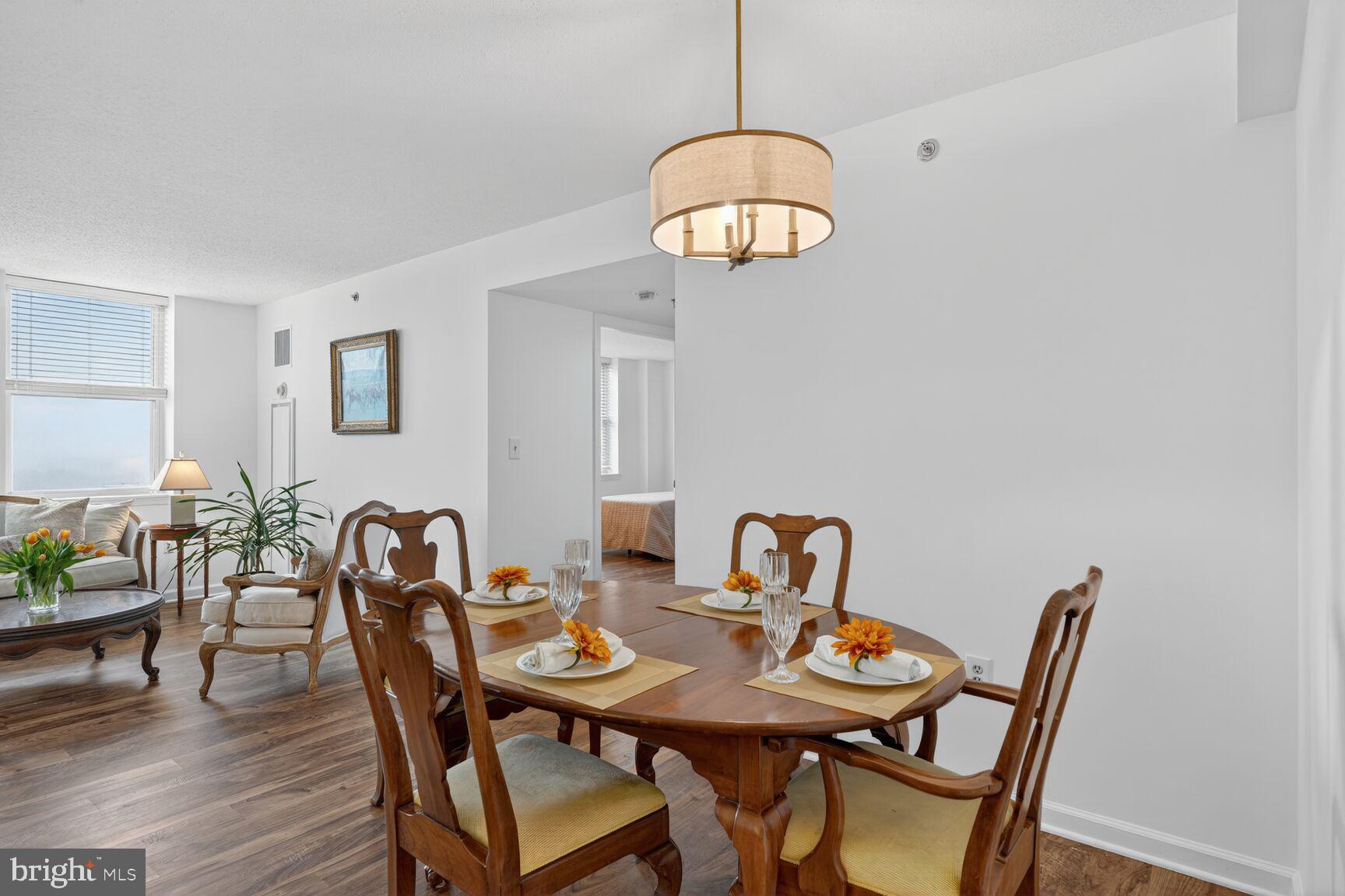 900 N TAYLOR STREET 1612