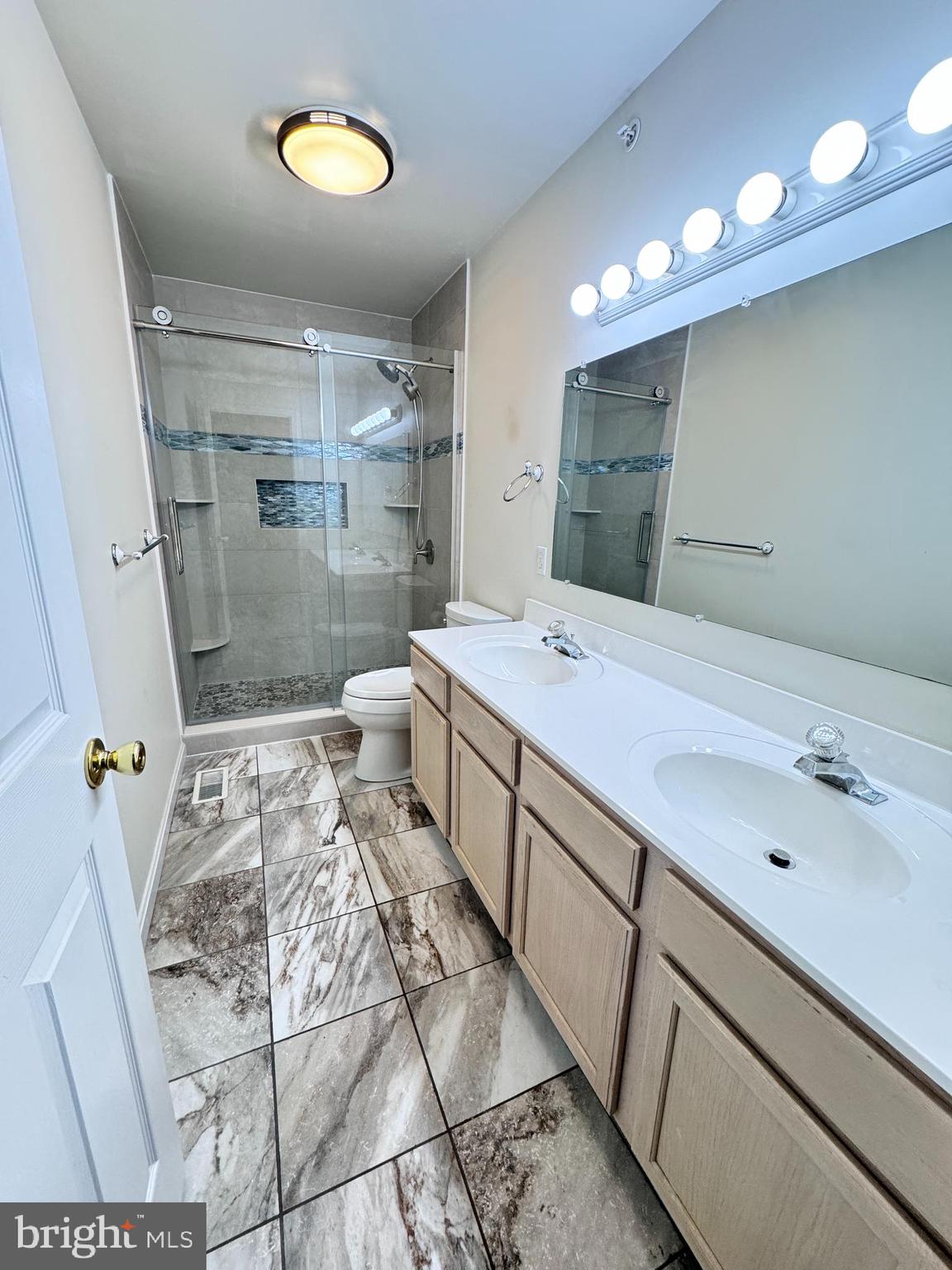 NORTH EAST ISLES - Residential